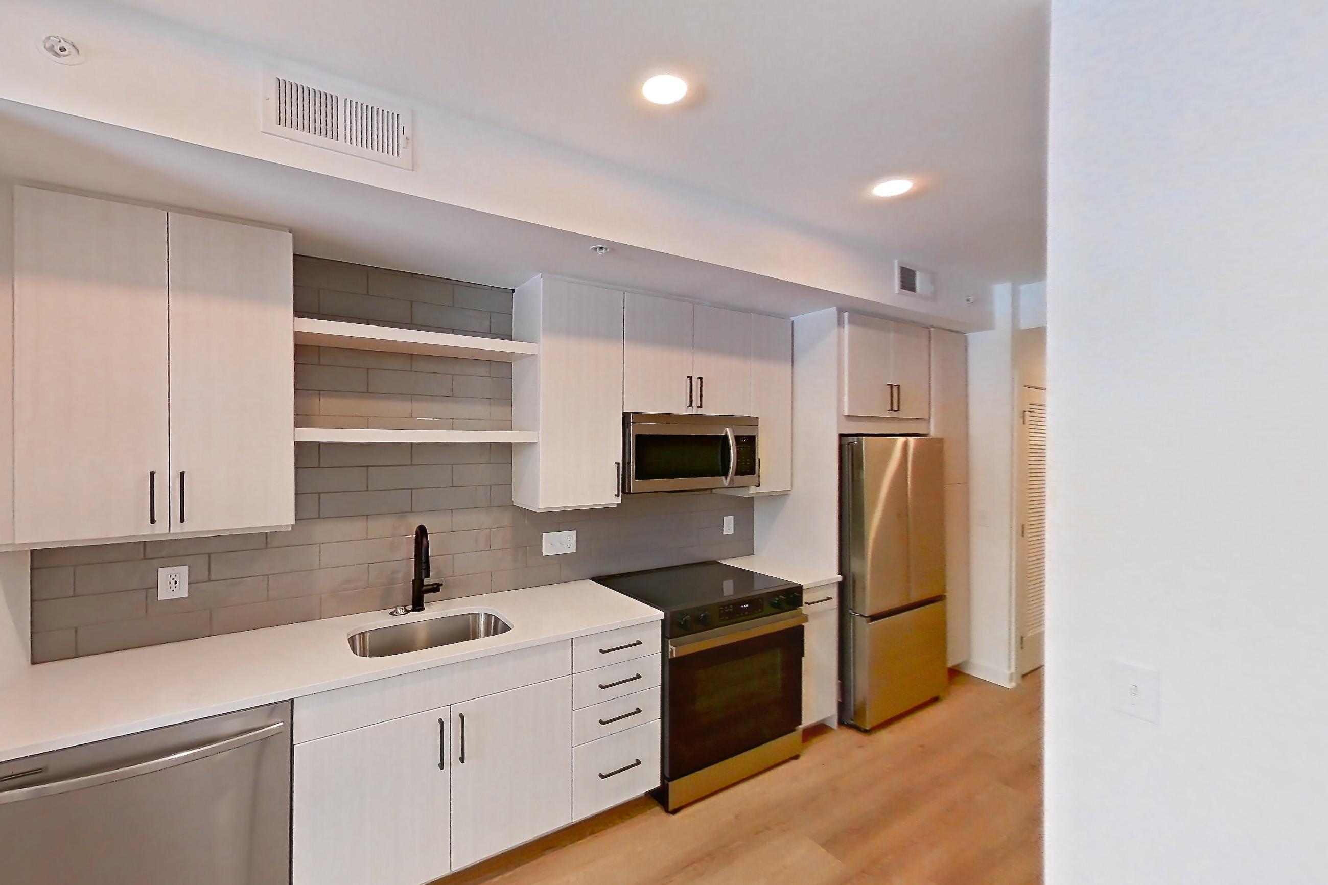 LIVING SPACE 2