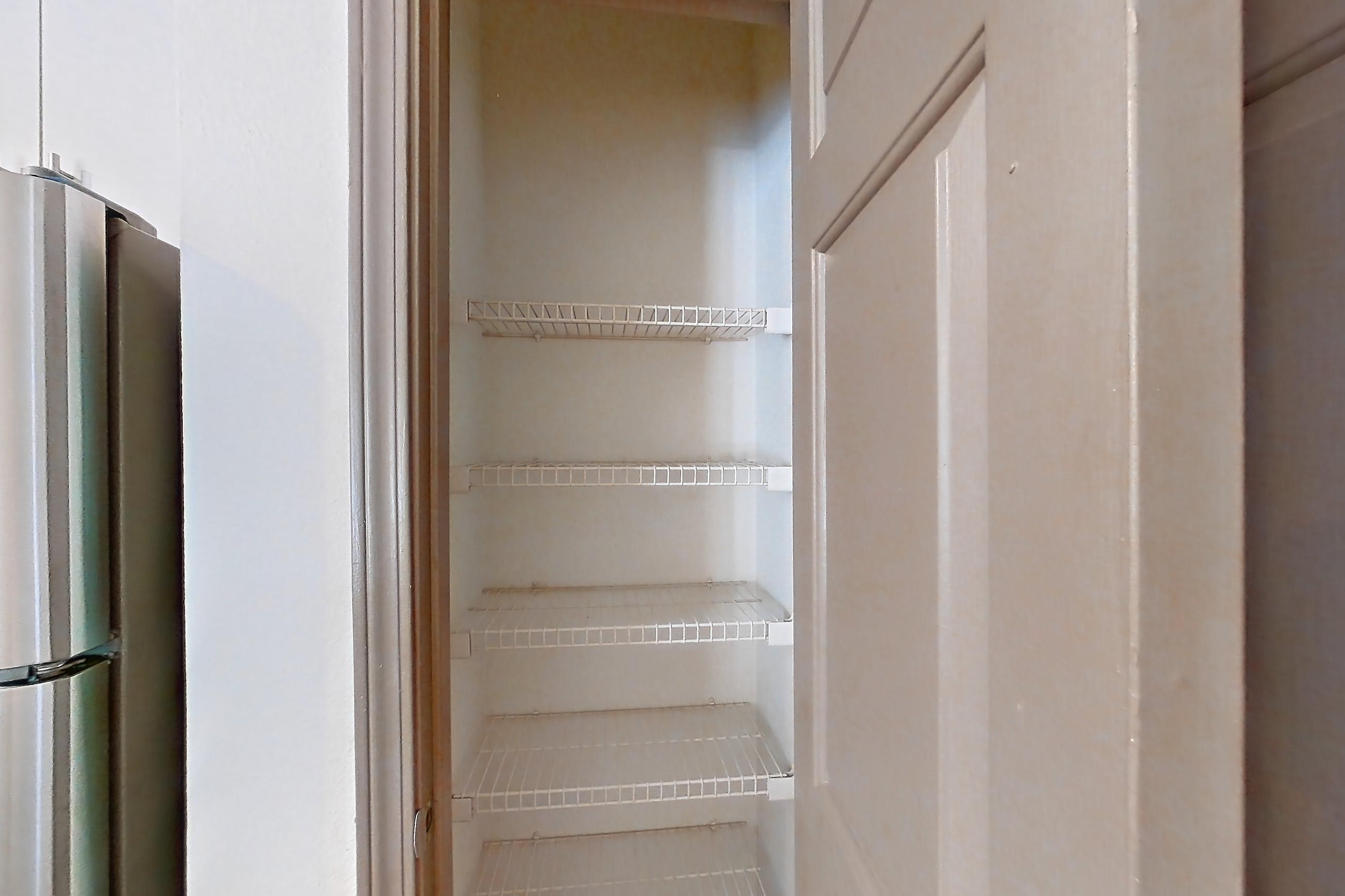 KITCHEN PANTRY
