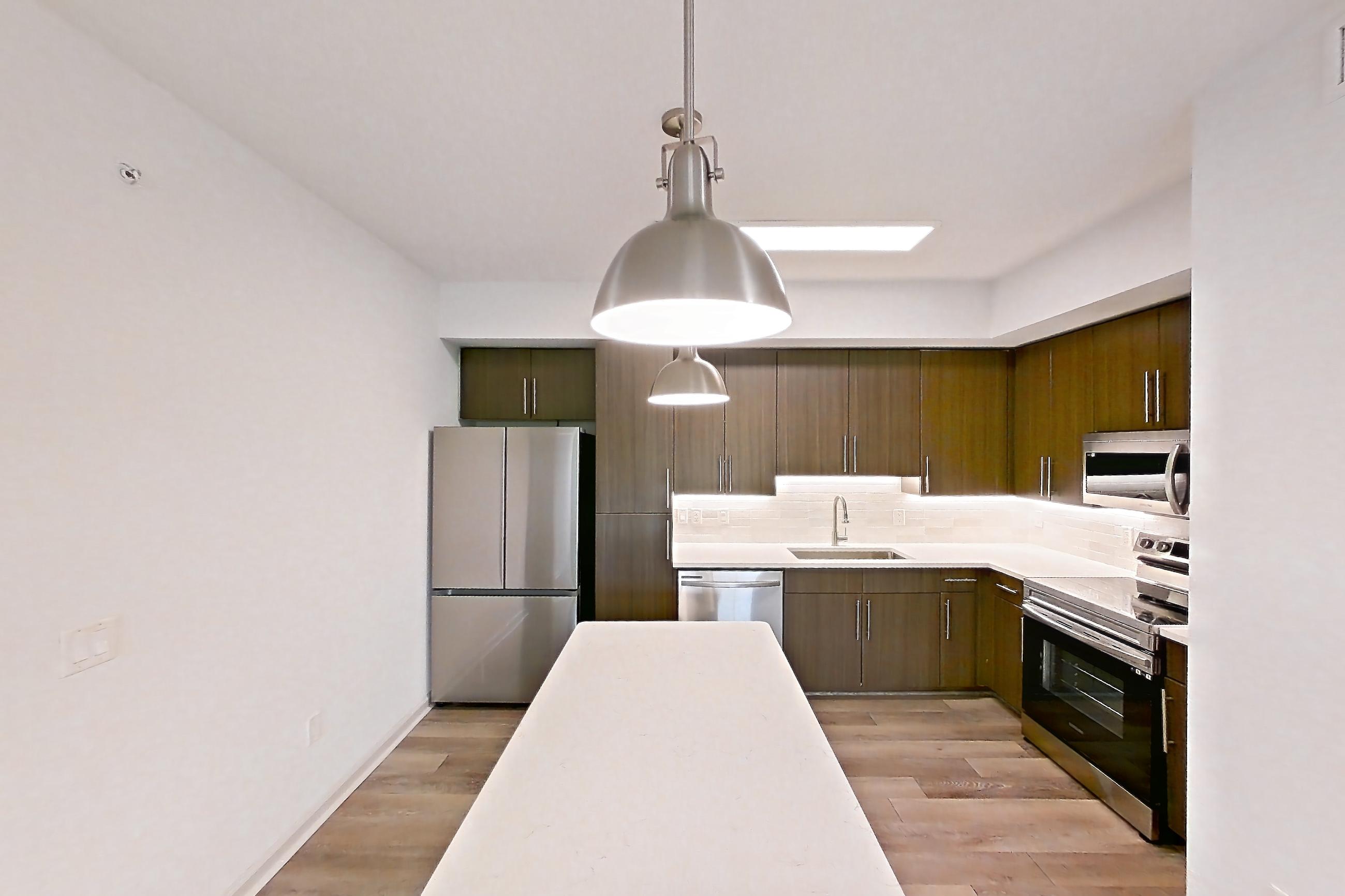 KITCHEN ISLAND