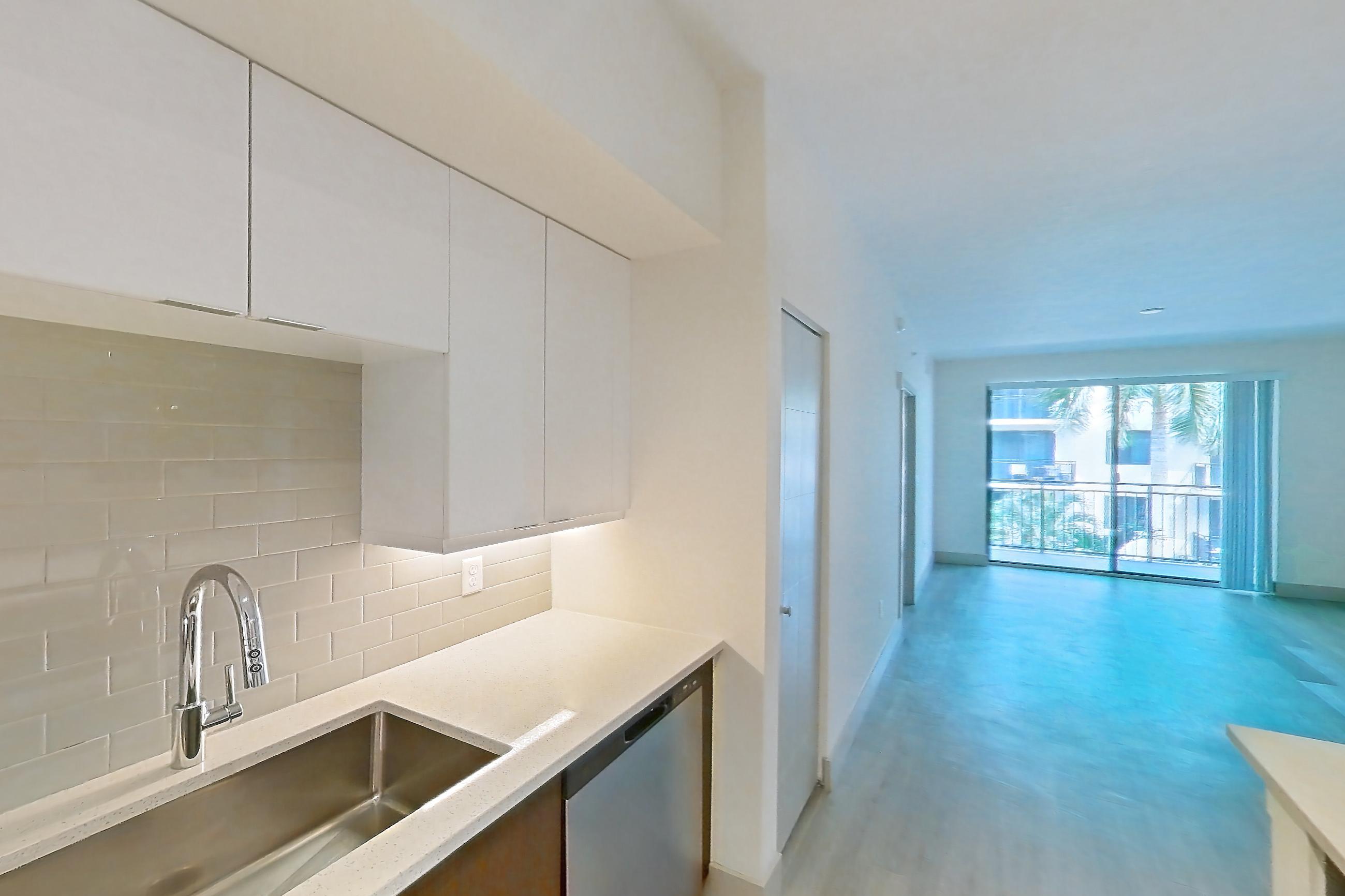 Kitchen in Apartment 2309 at Cortland Deerfield Station, B5 - Sika floor plan