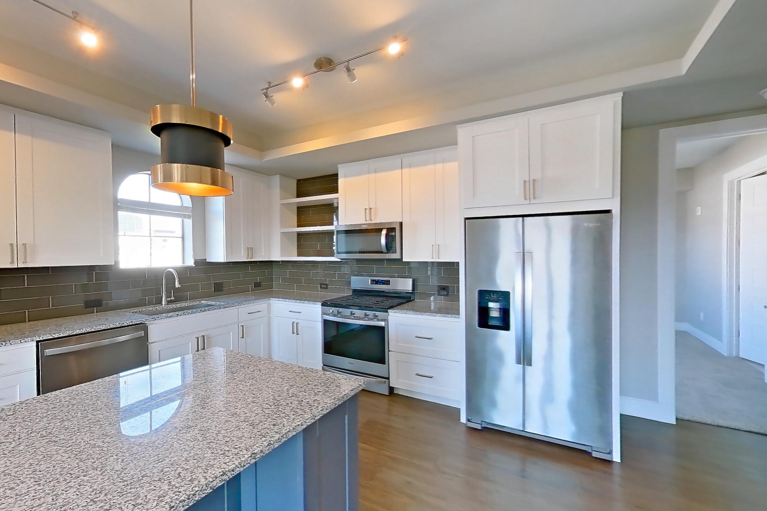 DINING ROOM (representative of this floor plan)