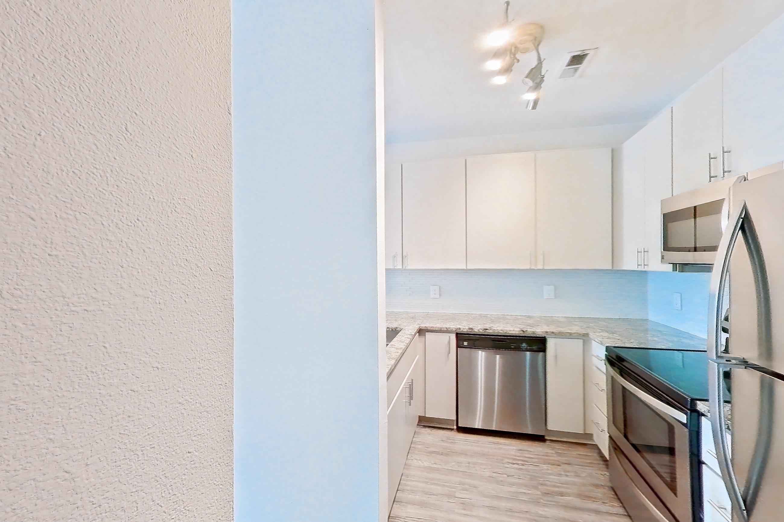 KITCHEN PANTRY