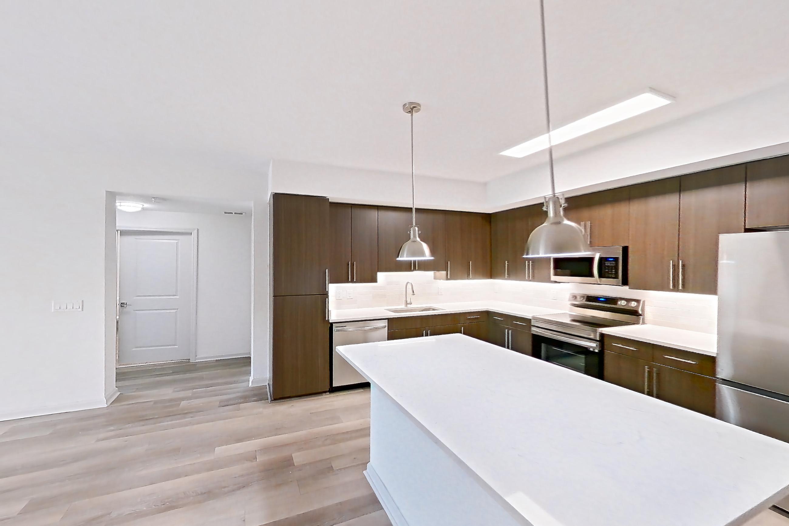 KITCHEN ISLAND CORNER 1