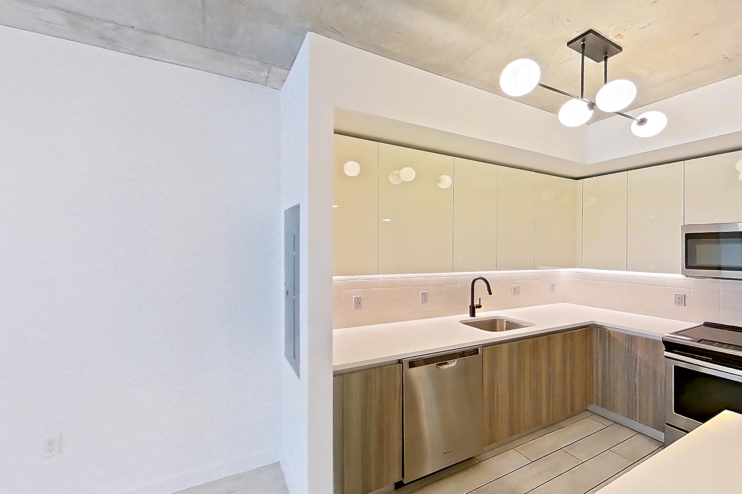 Kitchen island corner in Apartment 0907 at Cortland Midtown Miami, S2 - Belle Isle floor plan
