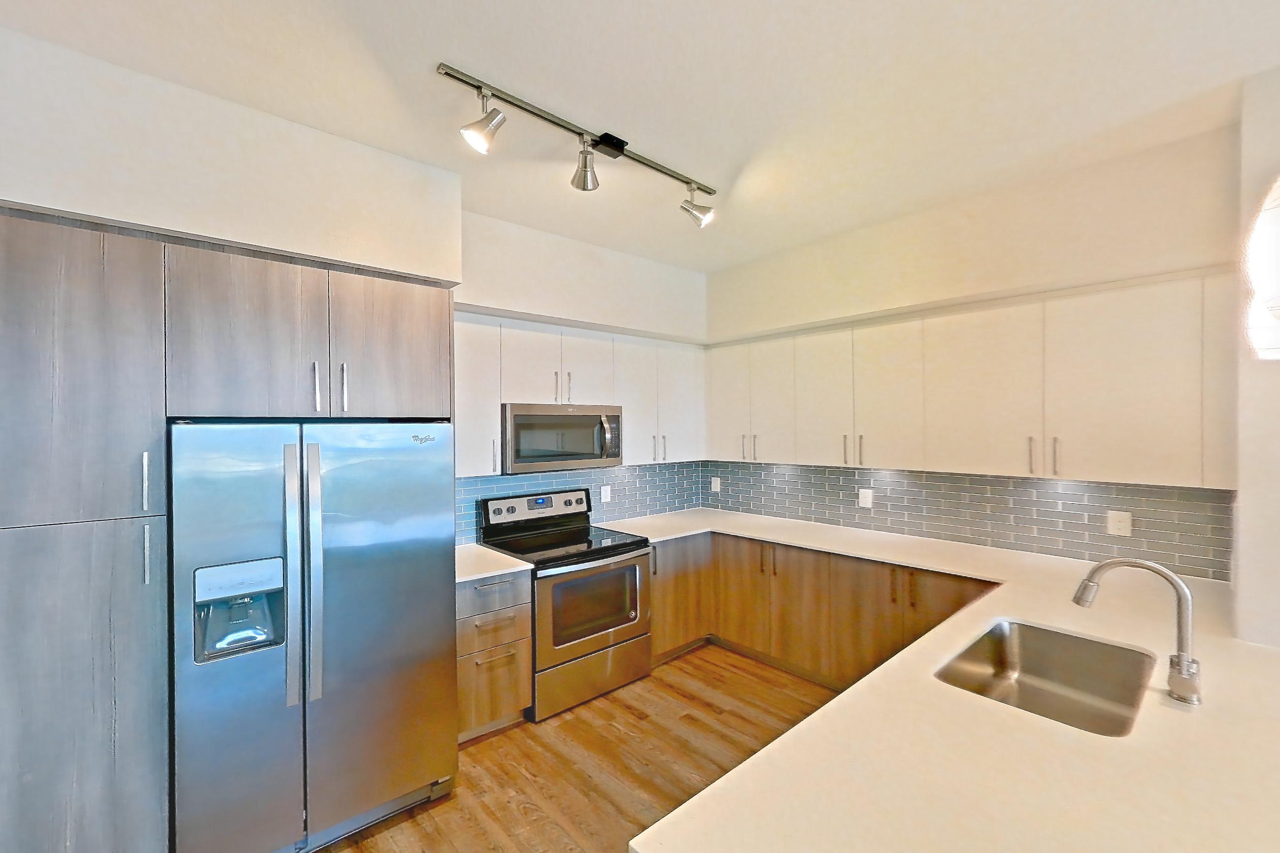 KITCHEN CORNER