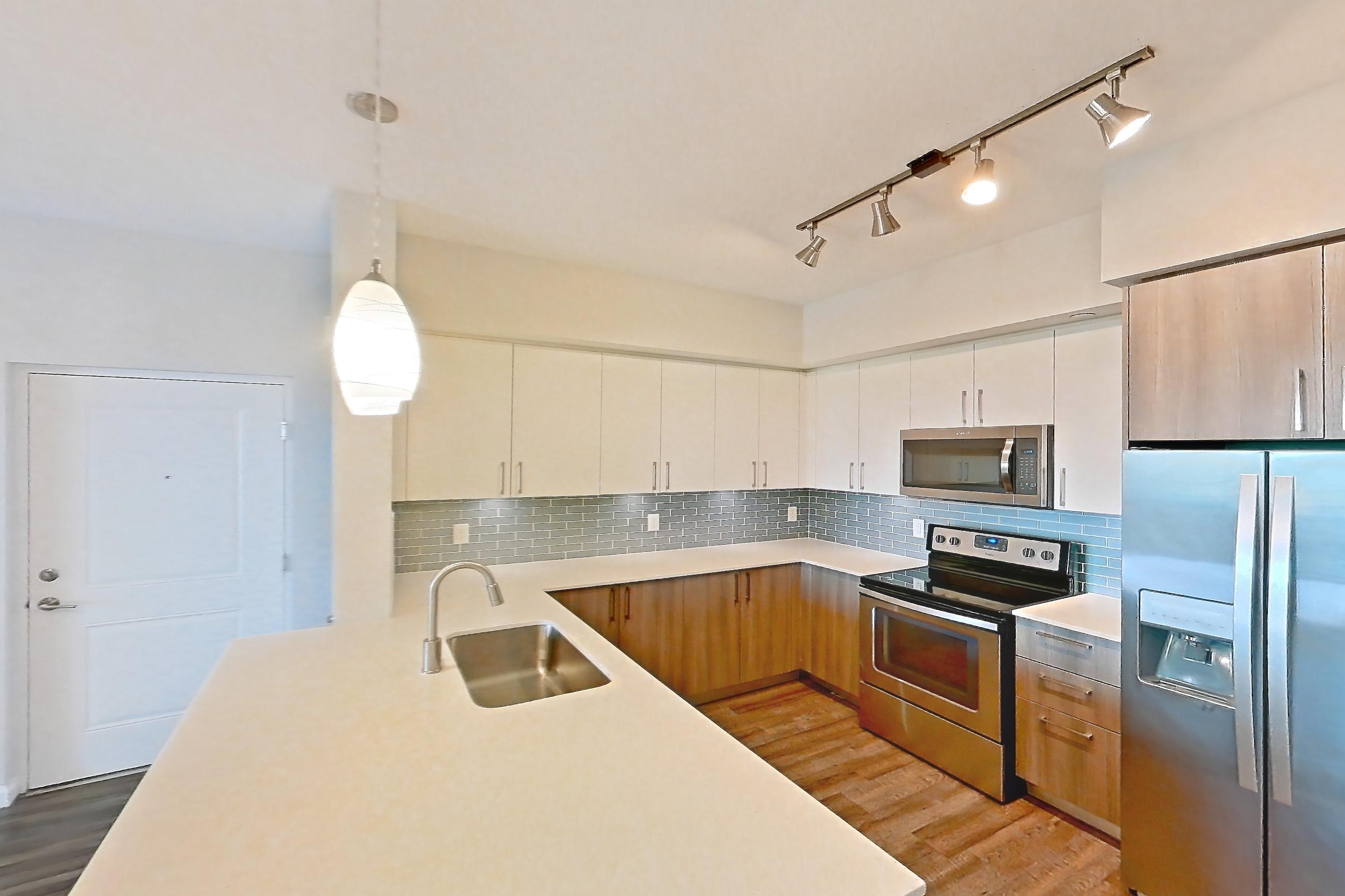 KITCHEN CORNER
