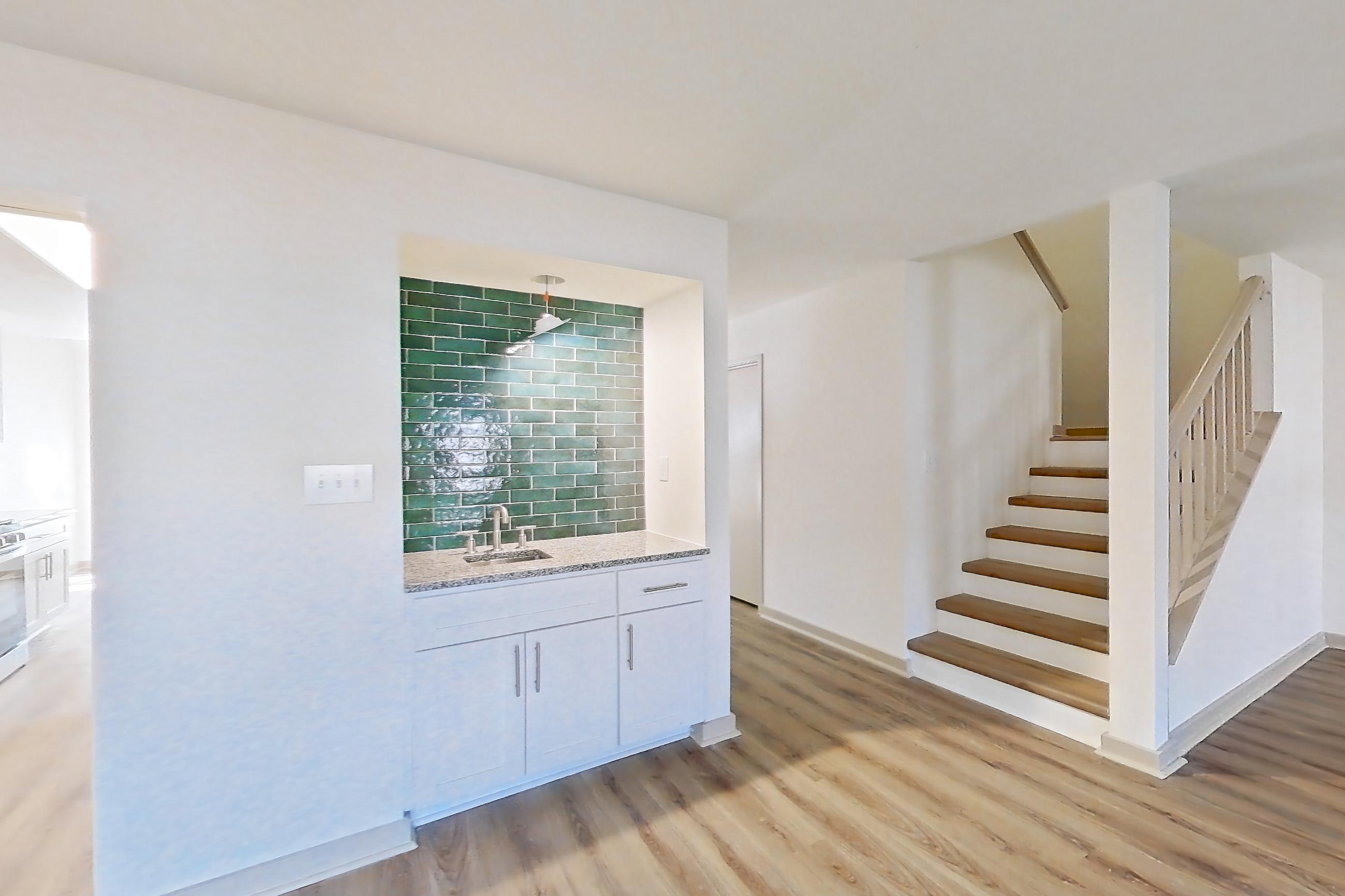 DINING ROOM (representative of this floor plan)