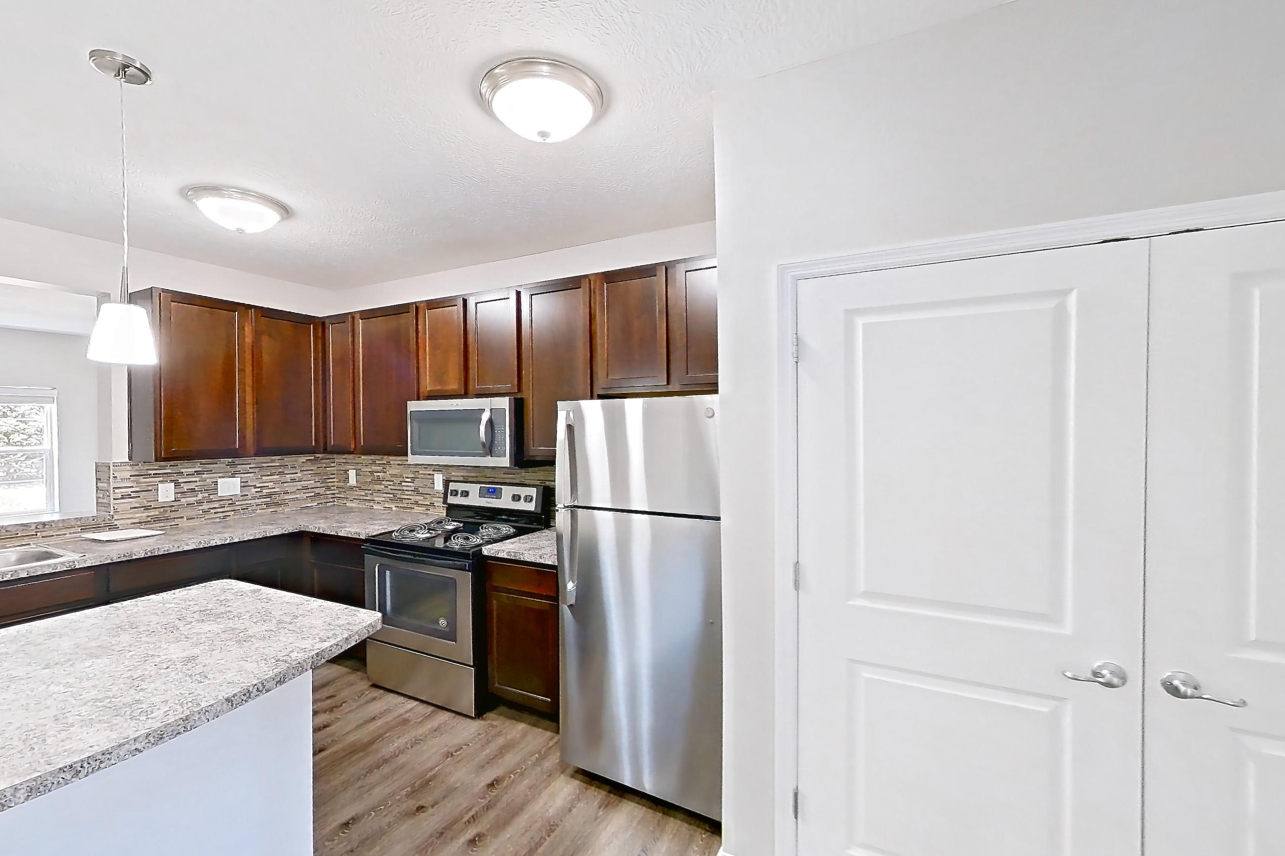 DINING ROOM (representative of this floor plan)