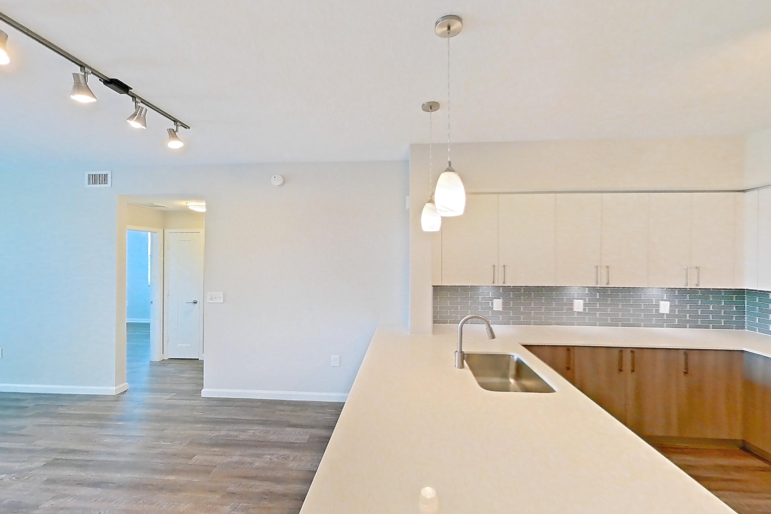KITCHEN CORNER
