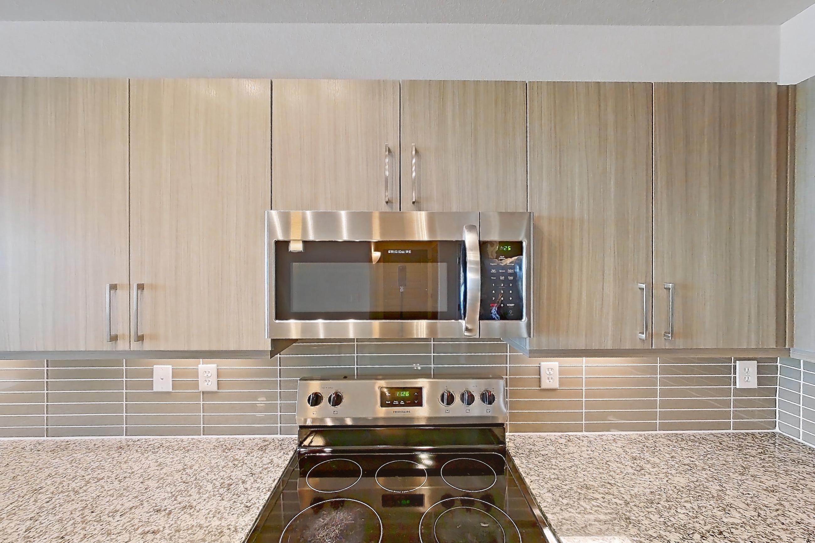 Kitchen, Apartment 1115 at Cortland at Coalton