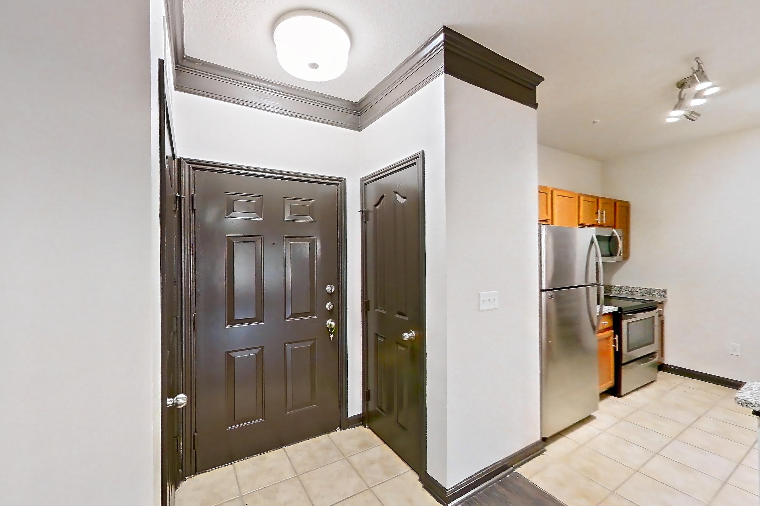 DINING ROOM (representative of this floor plan)