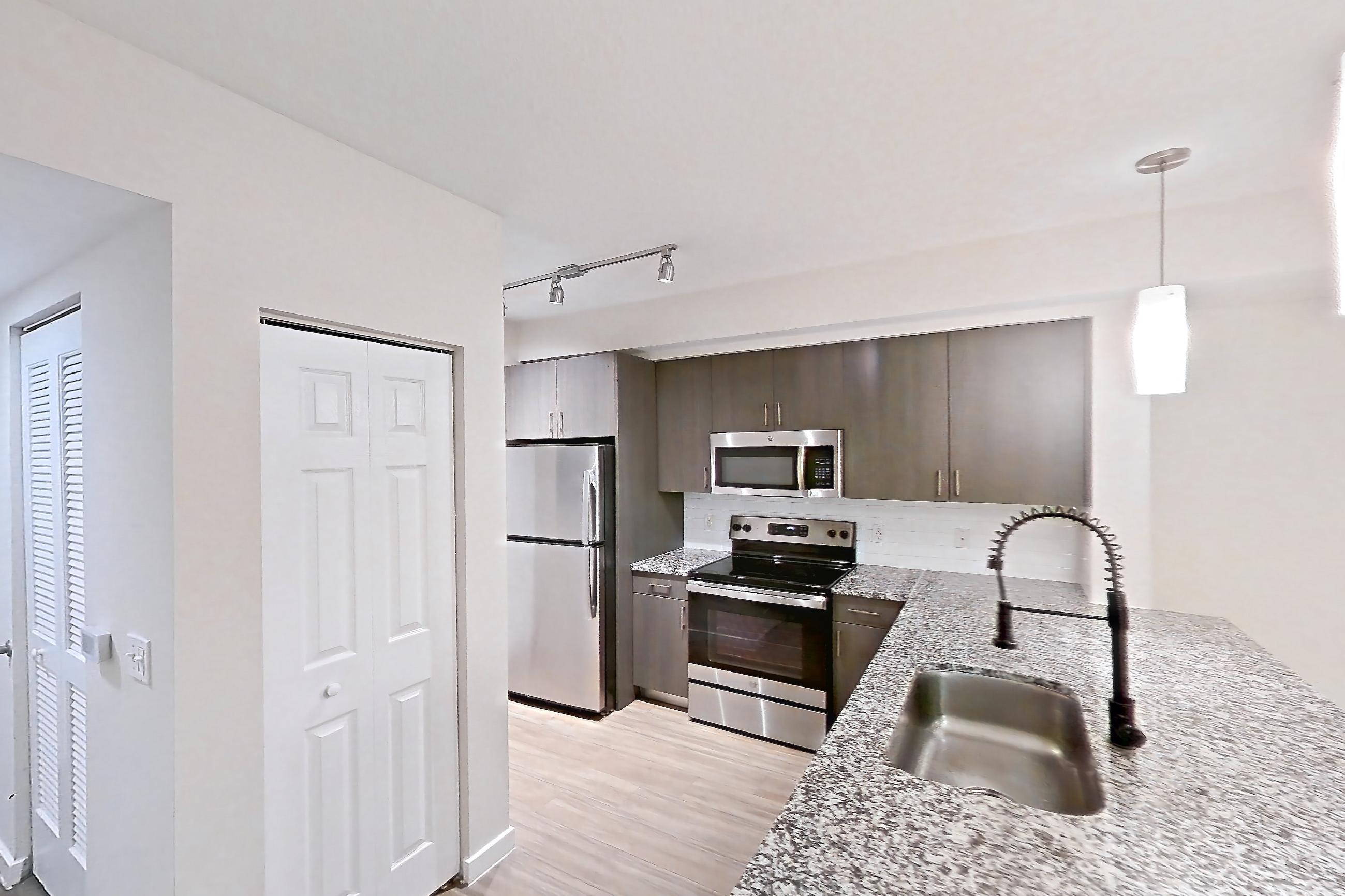 KITCHEN CORNER