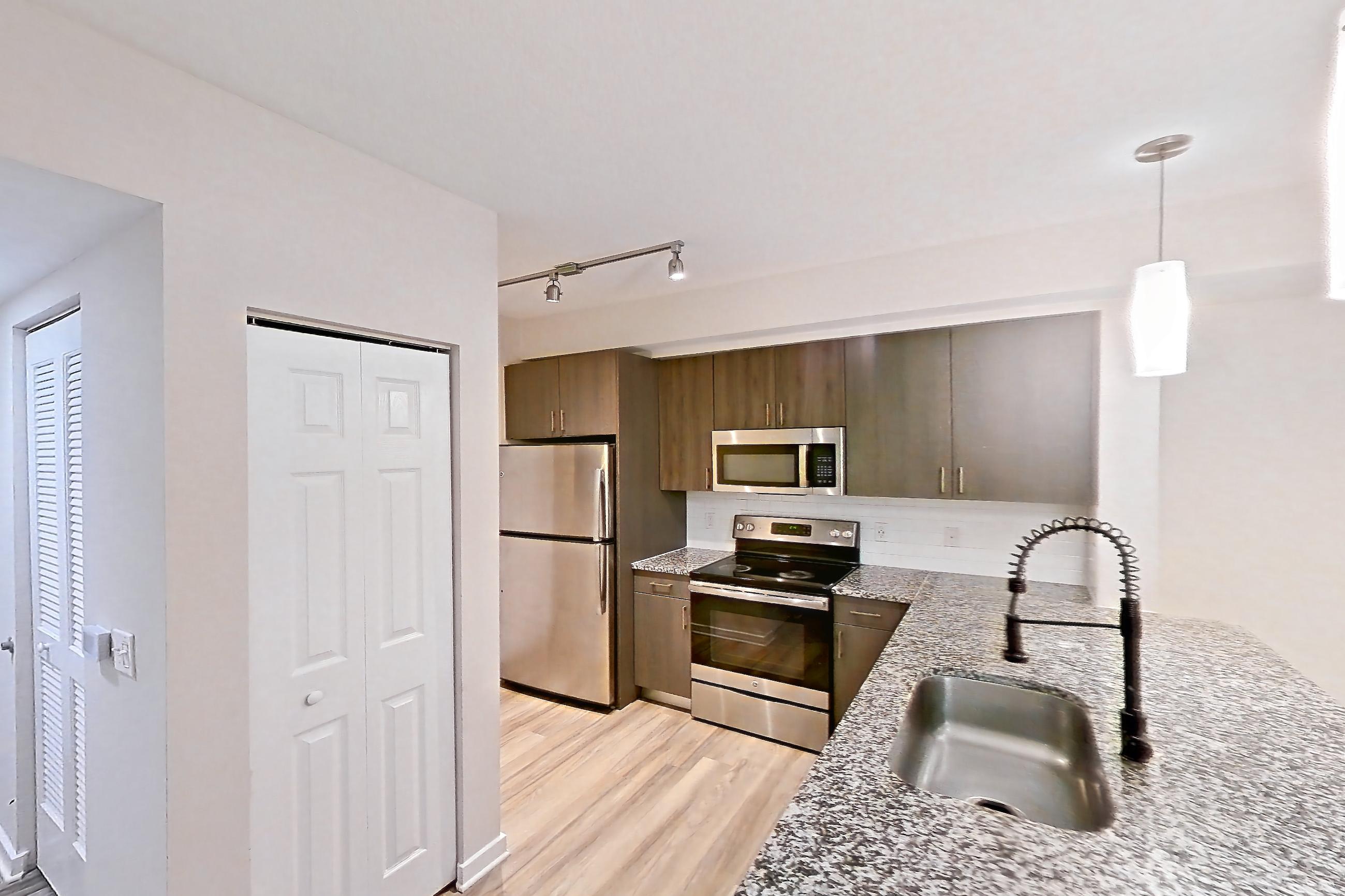 KITCHEN CORNER