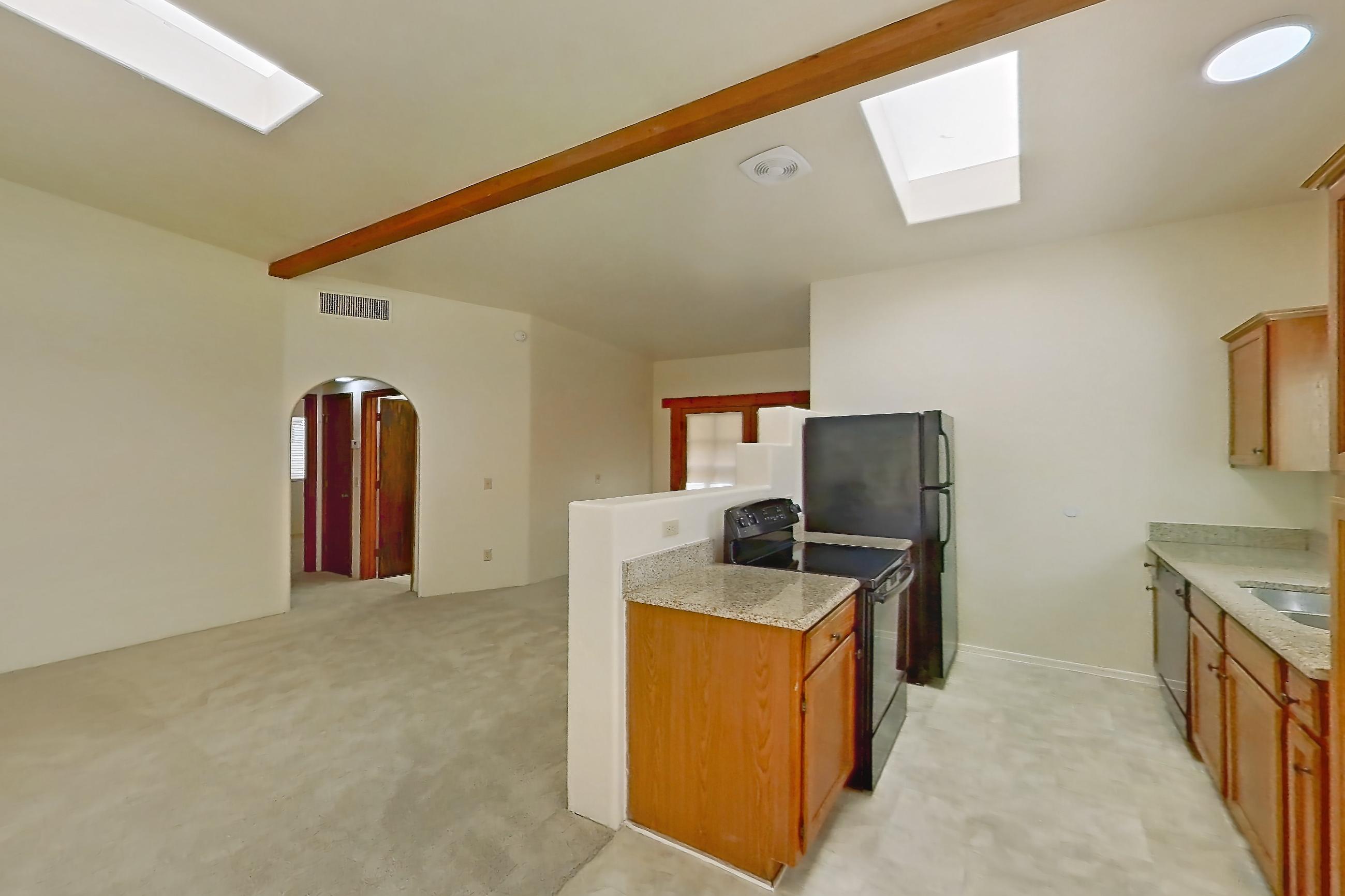 DINING ROOM (representative of this floor plan)