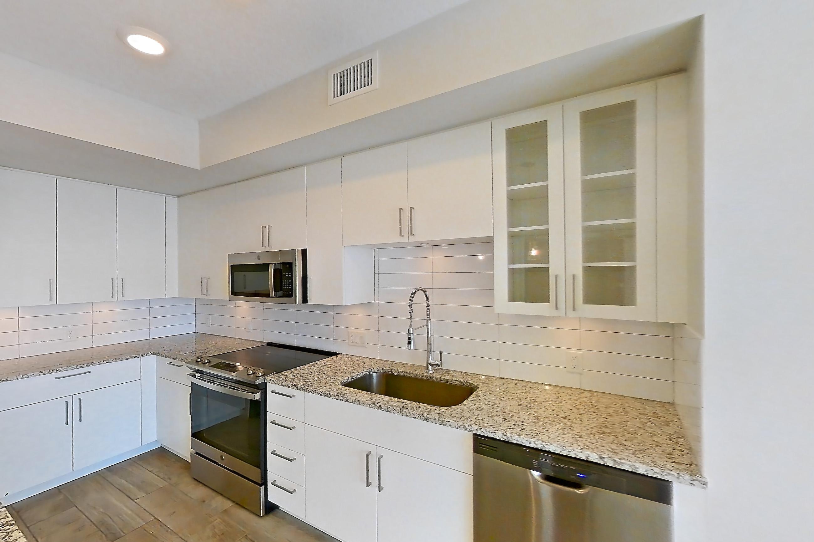 KITCHEN ISLAND CORNER (representative of this floor plan)