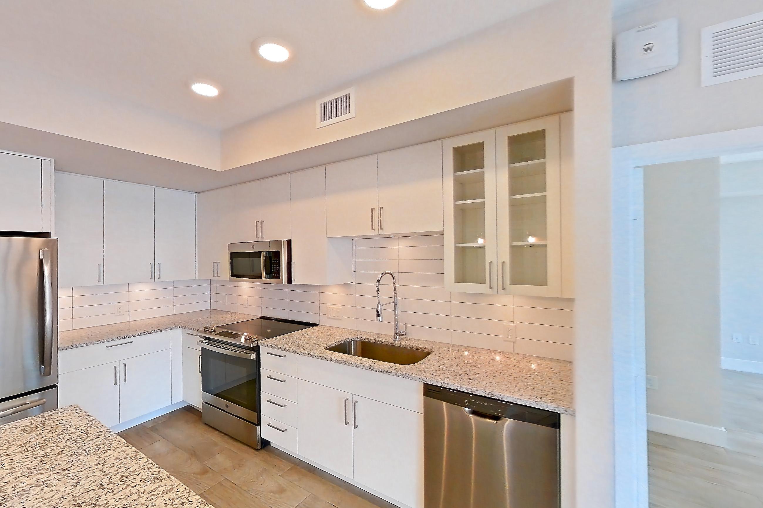 KITCHEN ISLAND CORNER (representative of this floor plan)
