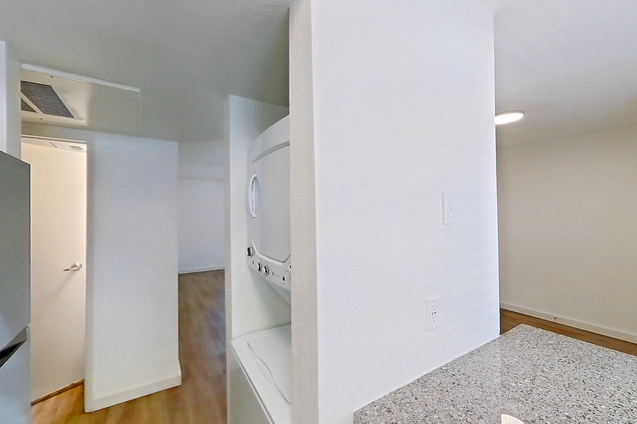 Kitchen in Apartment 18284 at Cortland Sabino Canyon, B1R - Sabino floor plan