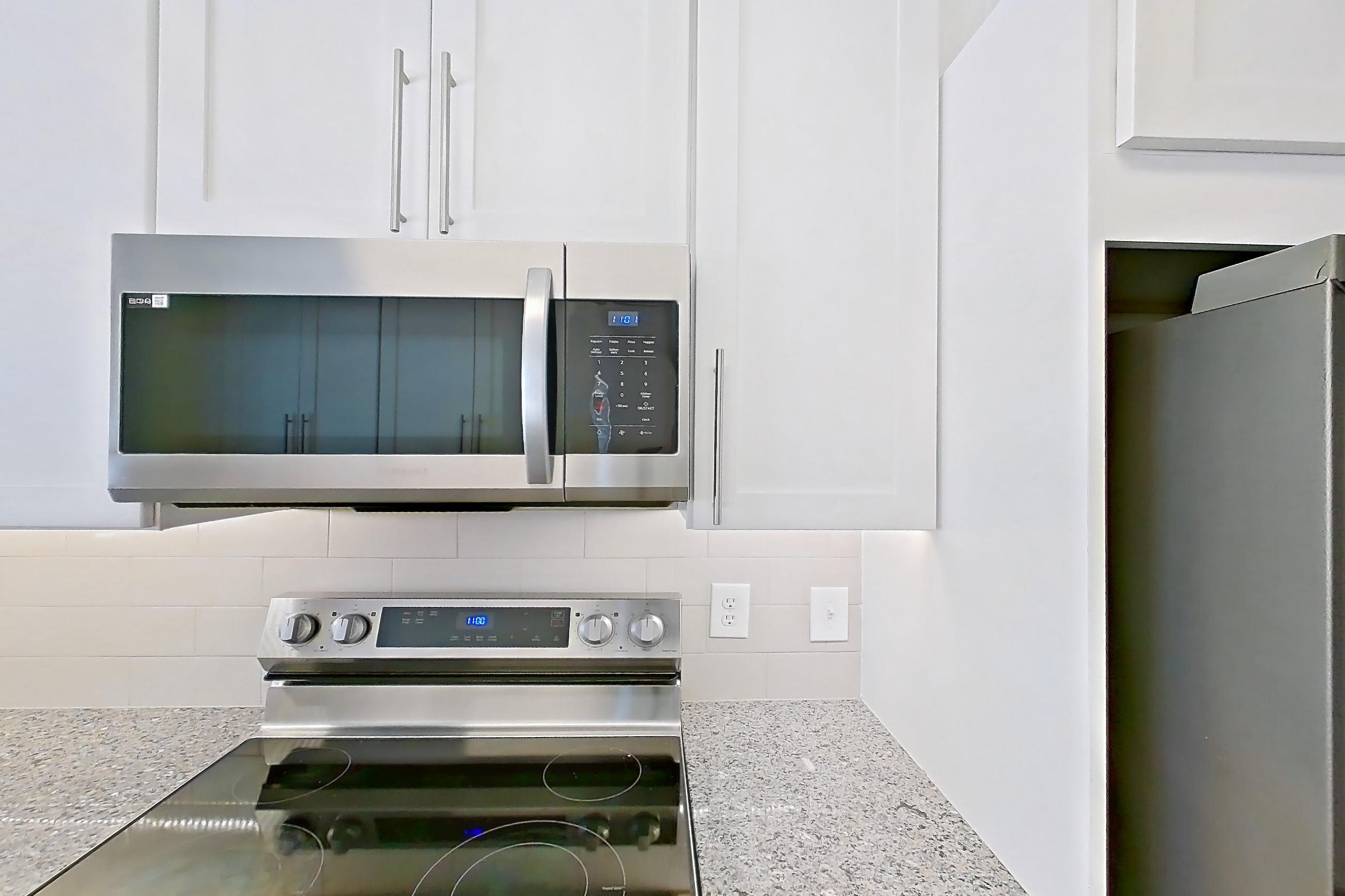 Kitchen in Apartment 18284 at Cortland Sabino Canyon, B1R - Sabino floor plan