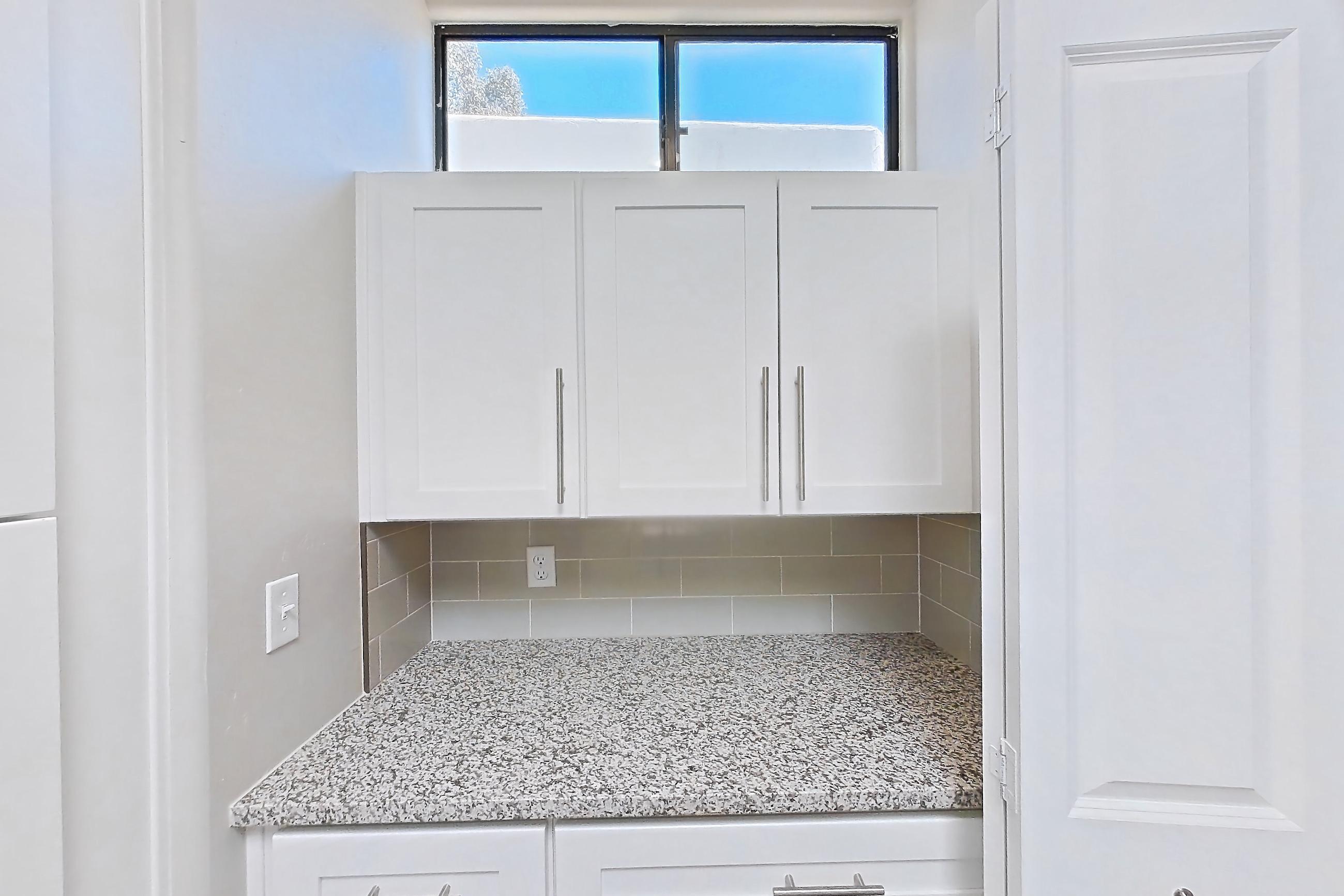 KITCHEN NOOK (representative of this floor plan)