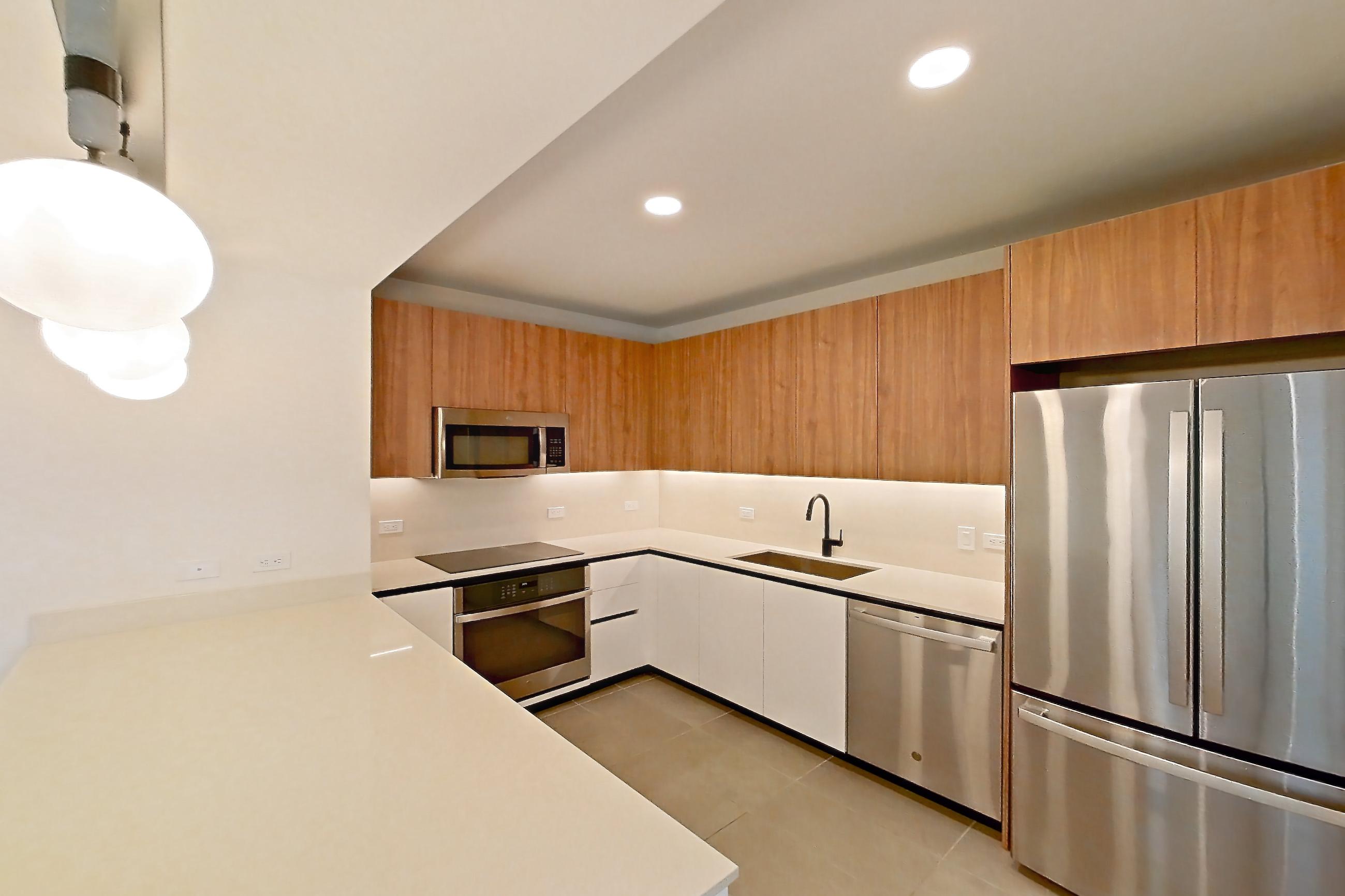 KITCHEN ENTRYWAY (representative of this floor plan)