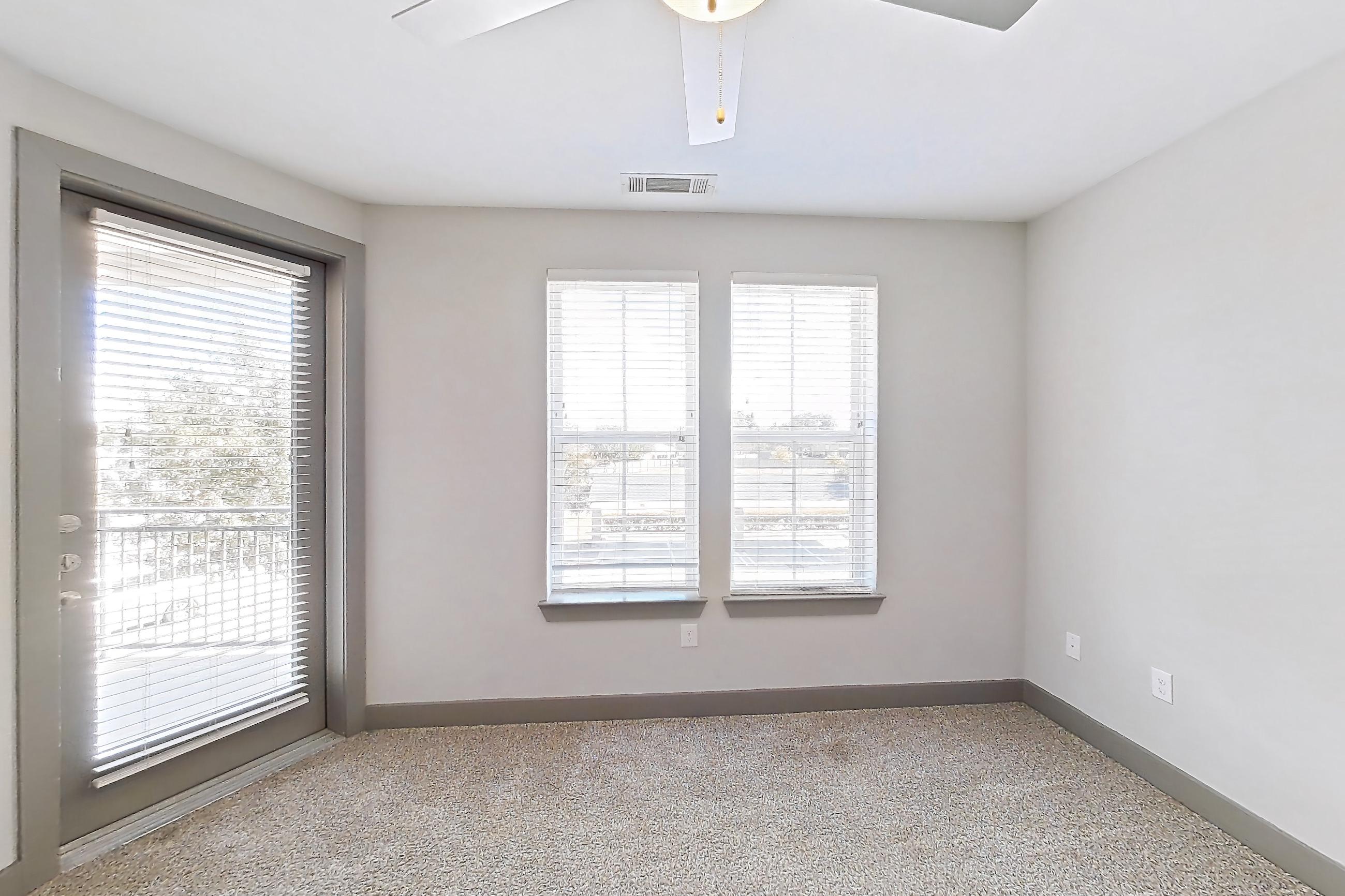Living room, Apartment 05205 at Embree Hill