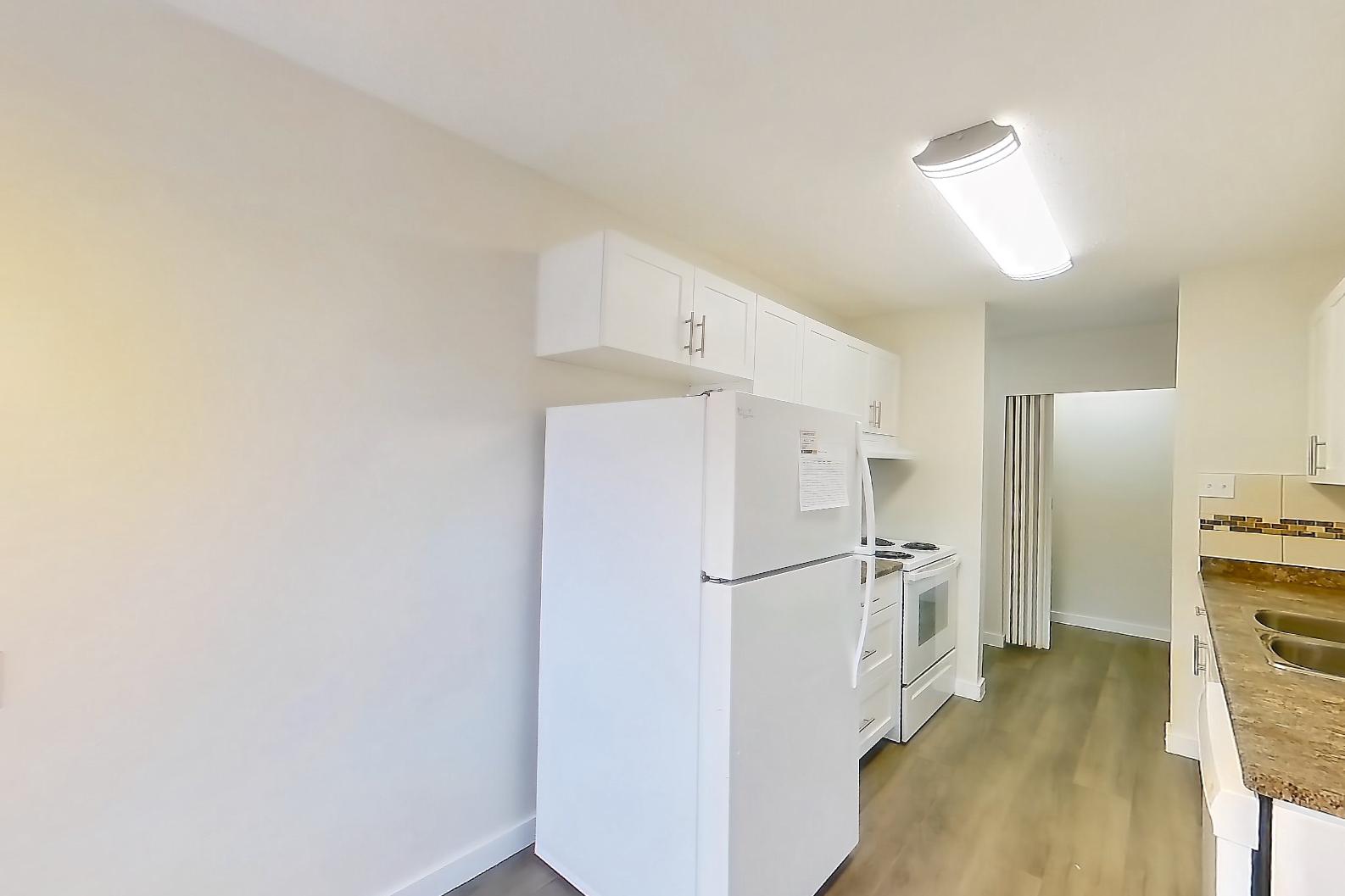 DINING ROOM (representative of this floor plan)