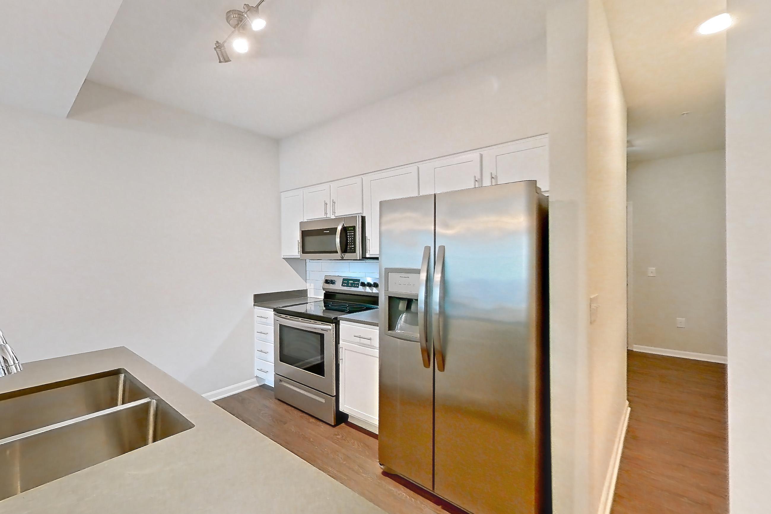 KITCHEN PANTRY