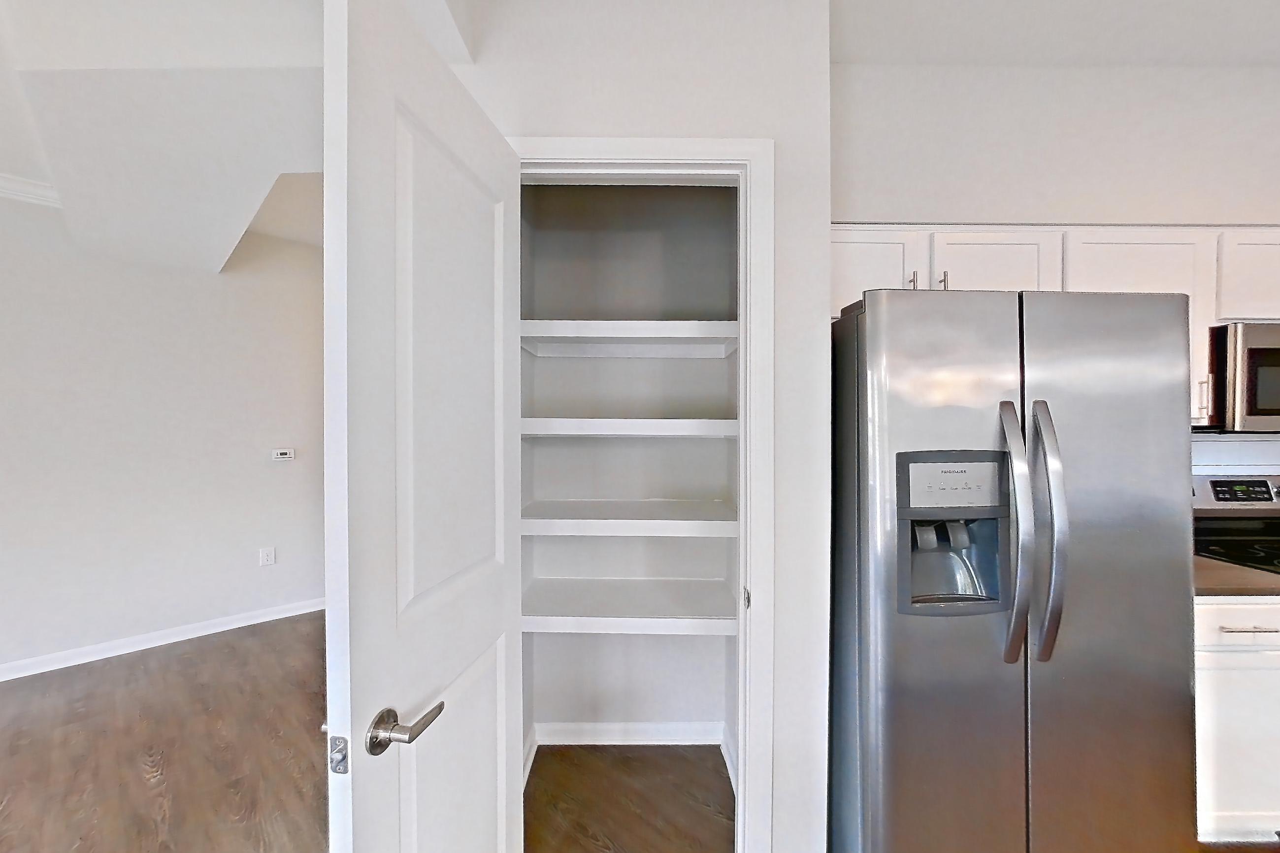 KITCHEN PANTRY