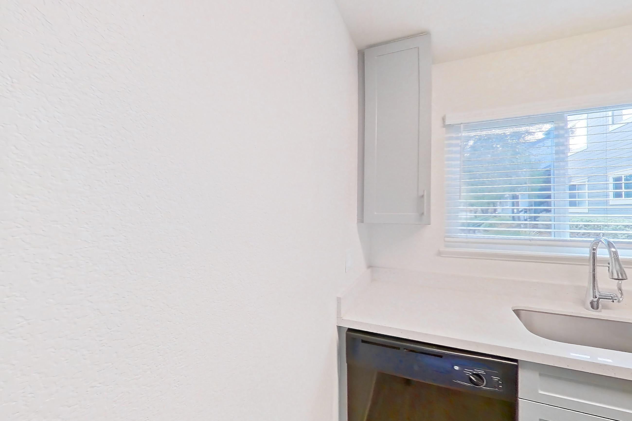 KITCHEN CORNER