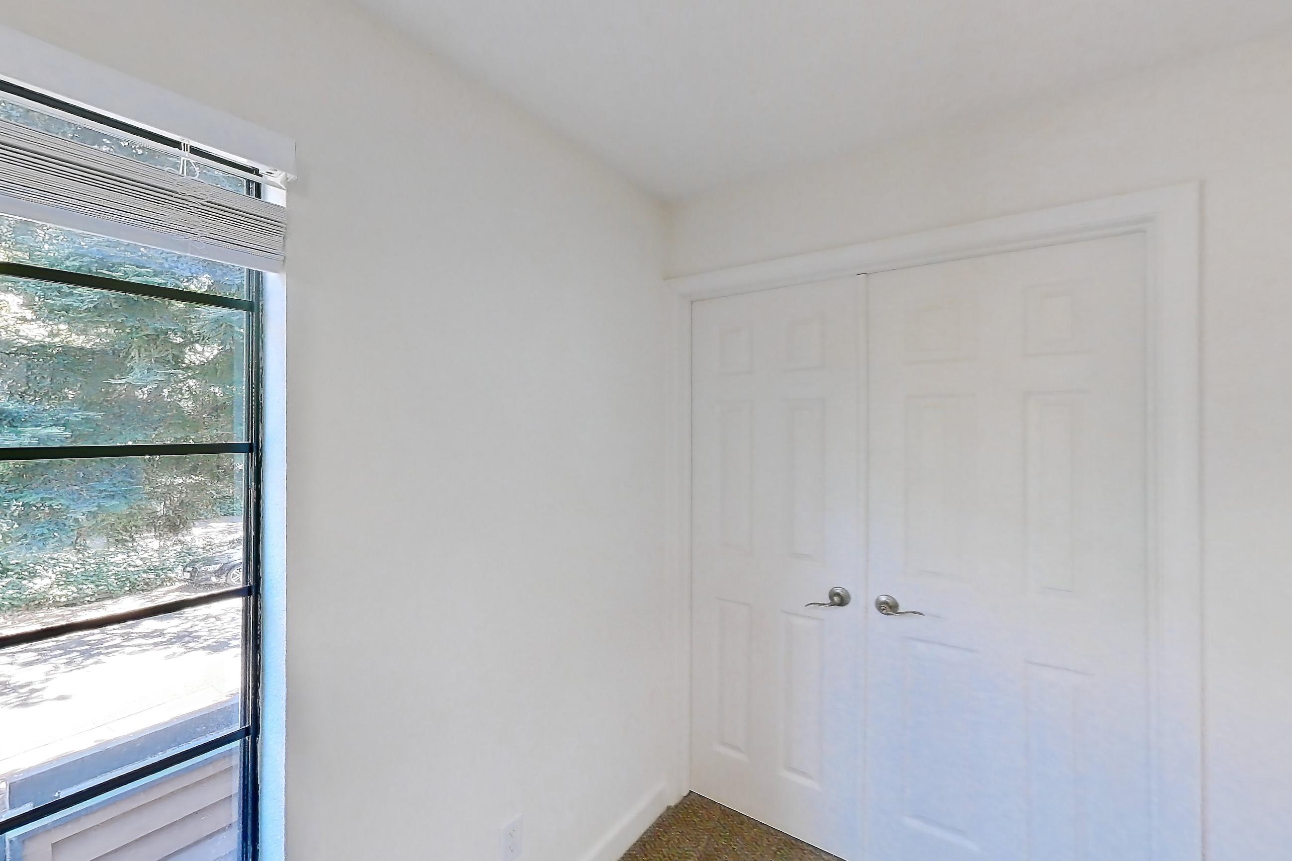 DINING ROOM (representative of this floor plan)