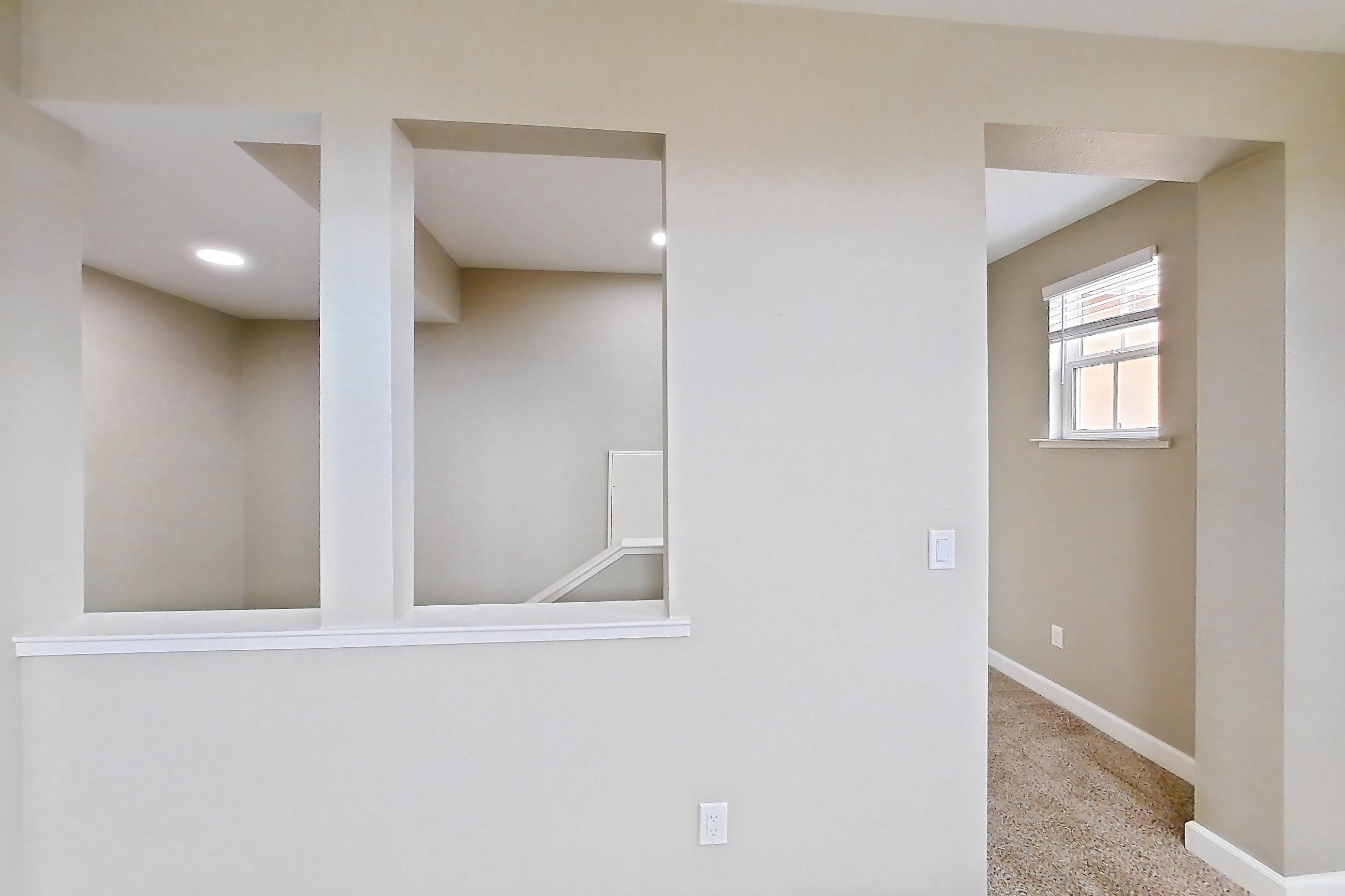 LIVING SPACE 2