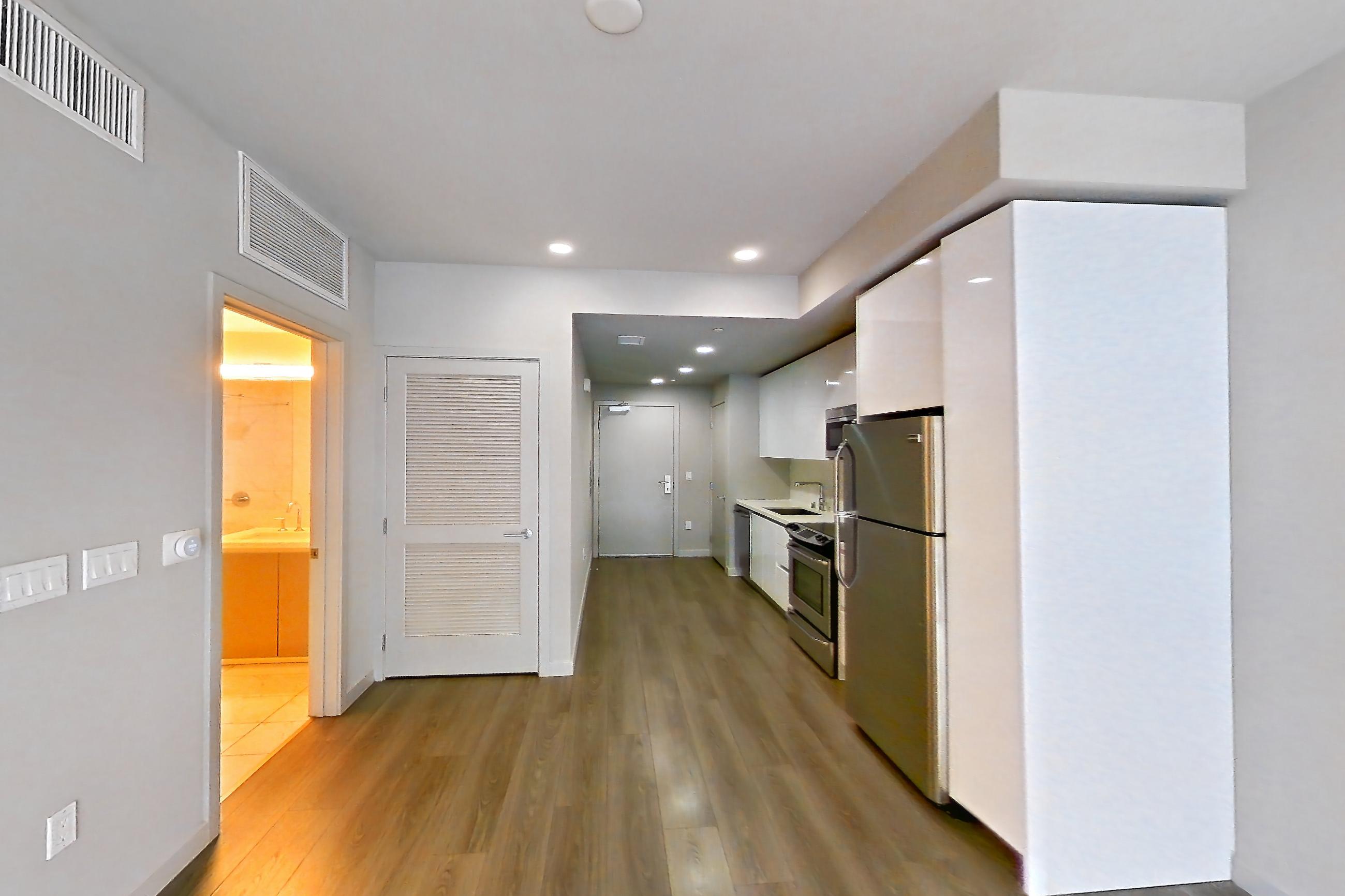 LIVING ROOM (representative of this floor plan)