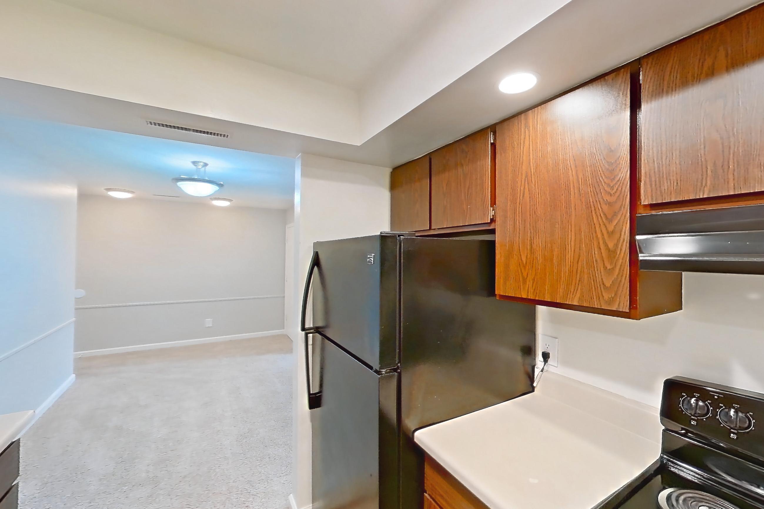 Kitchen in a Stratford floor plan apartment, representative of Apartment 2818-7NO at Canterbury Green