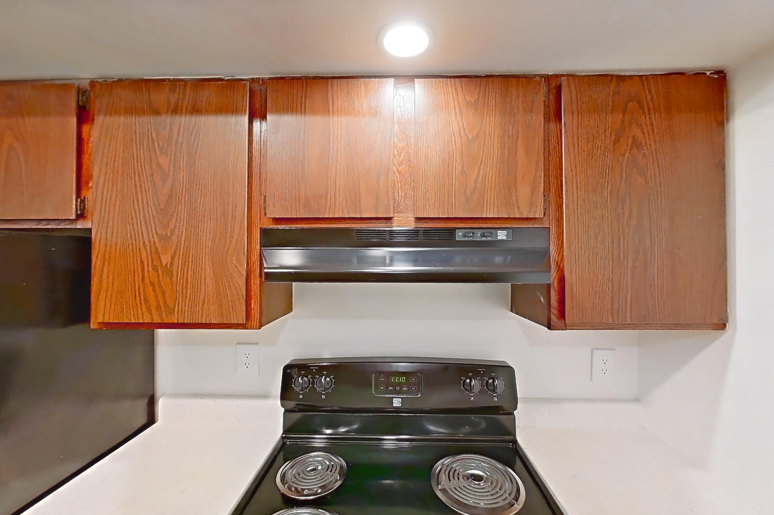 Kitchen in a Chesterfield floor plan apartment, representative of Apartment 5308-2ST at Canterbury Green