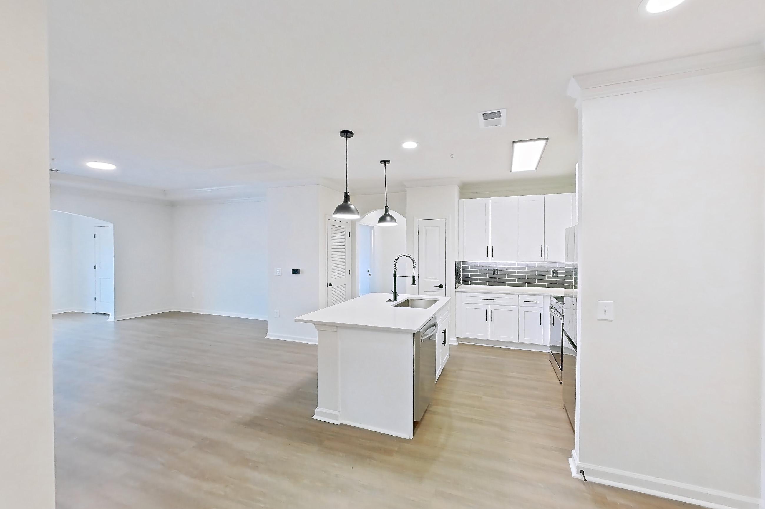 DINING ROOM (representative of this floor plan)