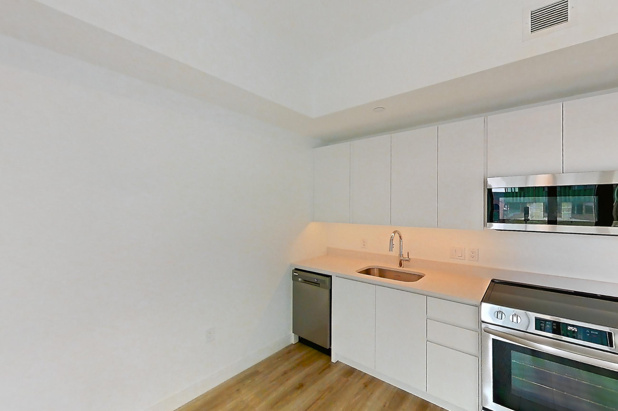 LIVING SPACE2