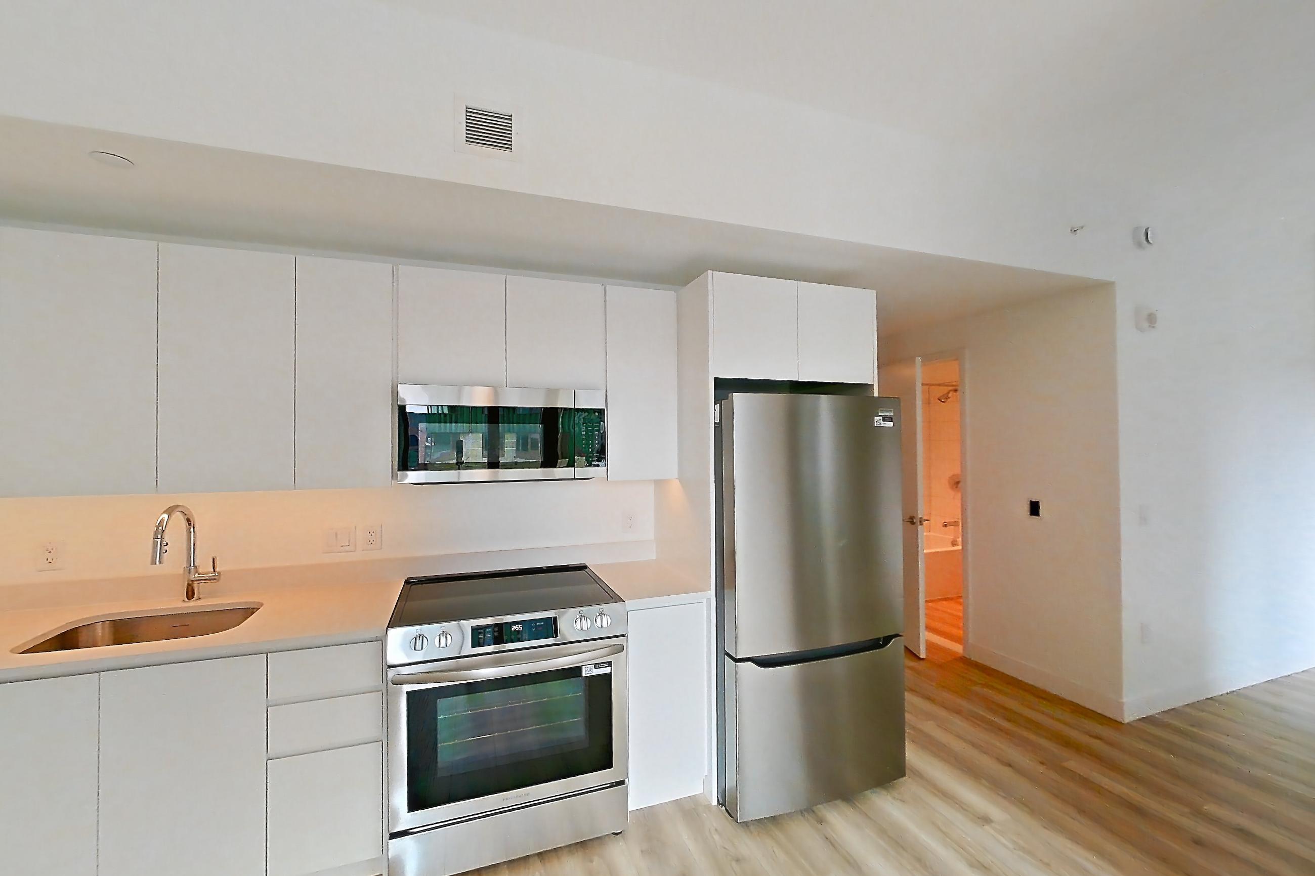 LIVING SPACE2