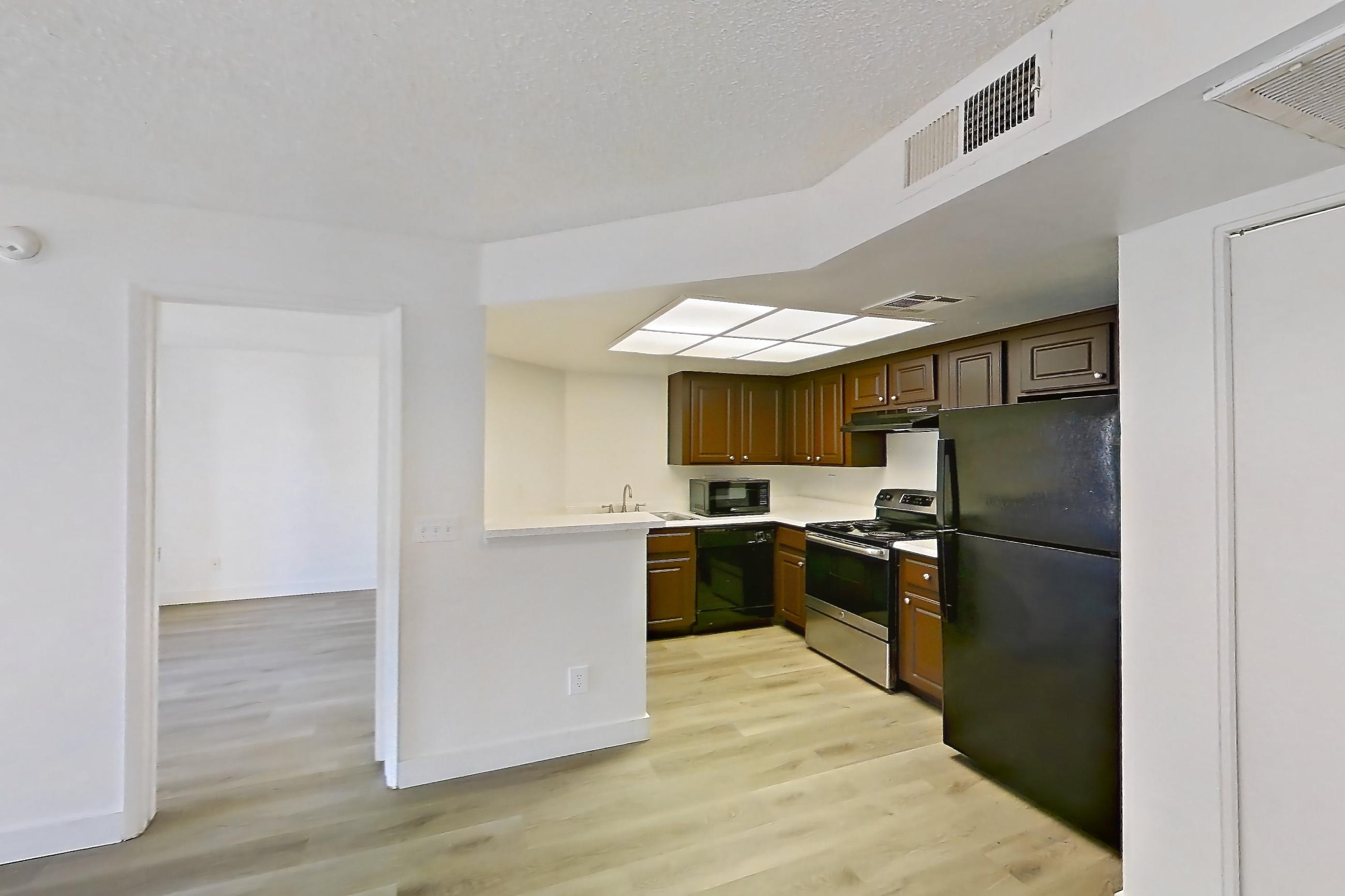 Dining room in Apartment 2092 at Meadow Glen, 2A floor plan