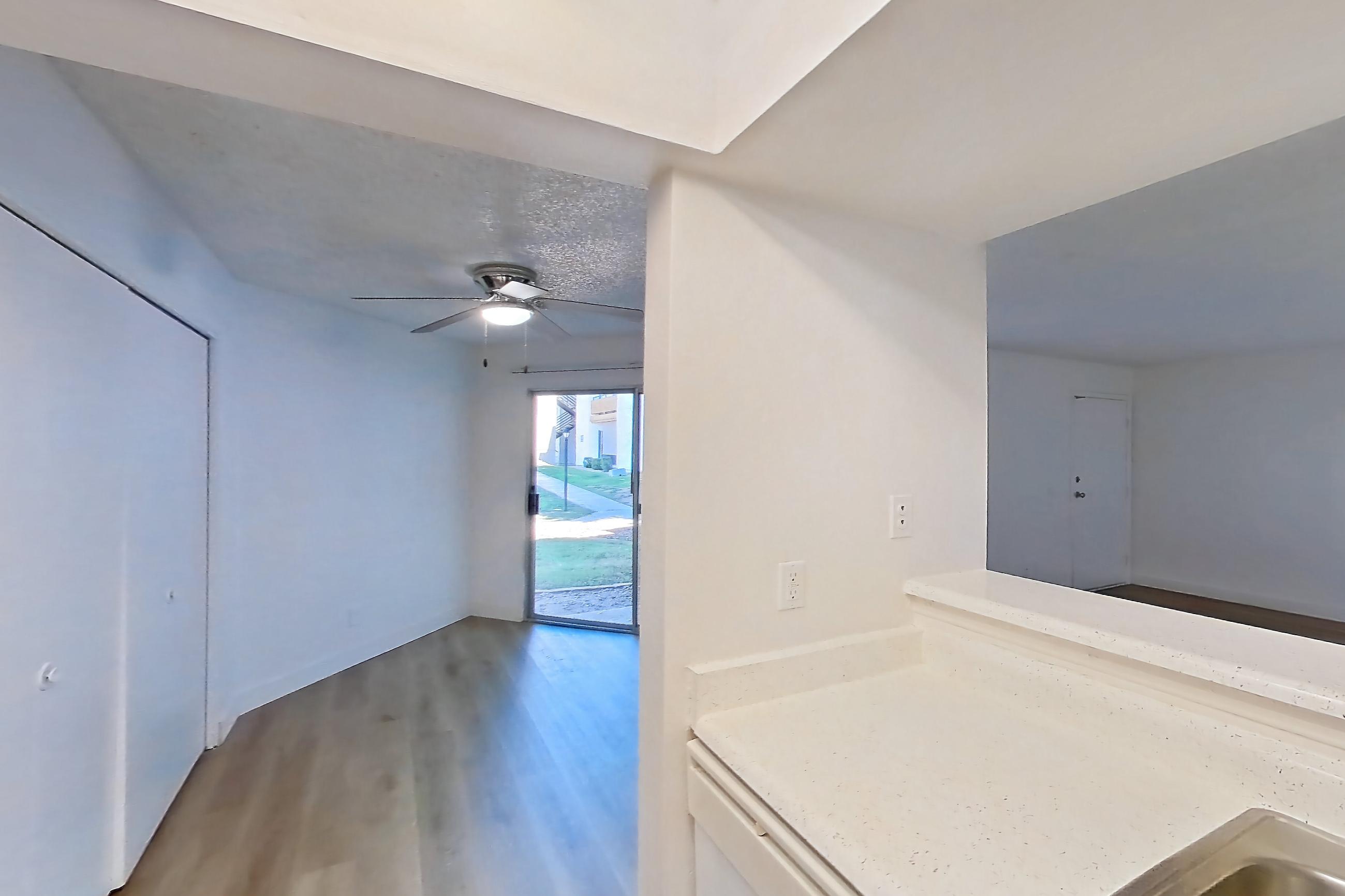 Kitchen in Apartment 1088 at Meadow Glen, 2B floor plan