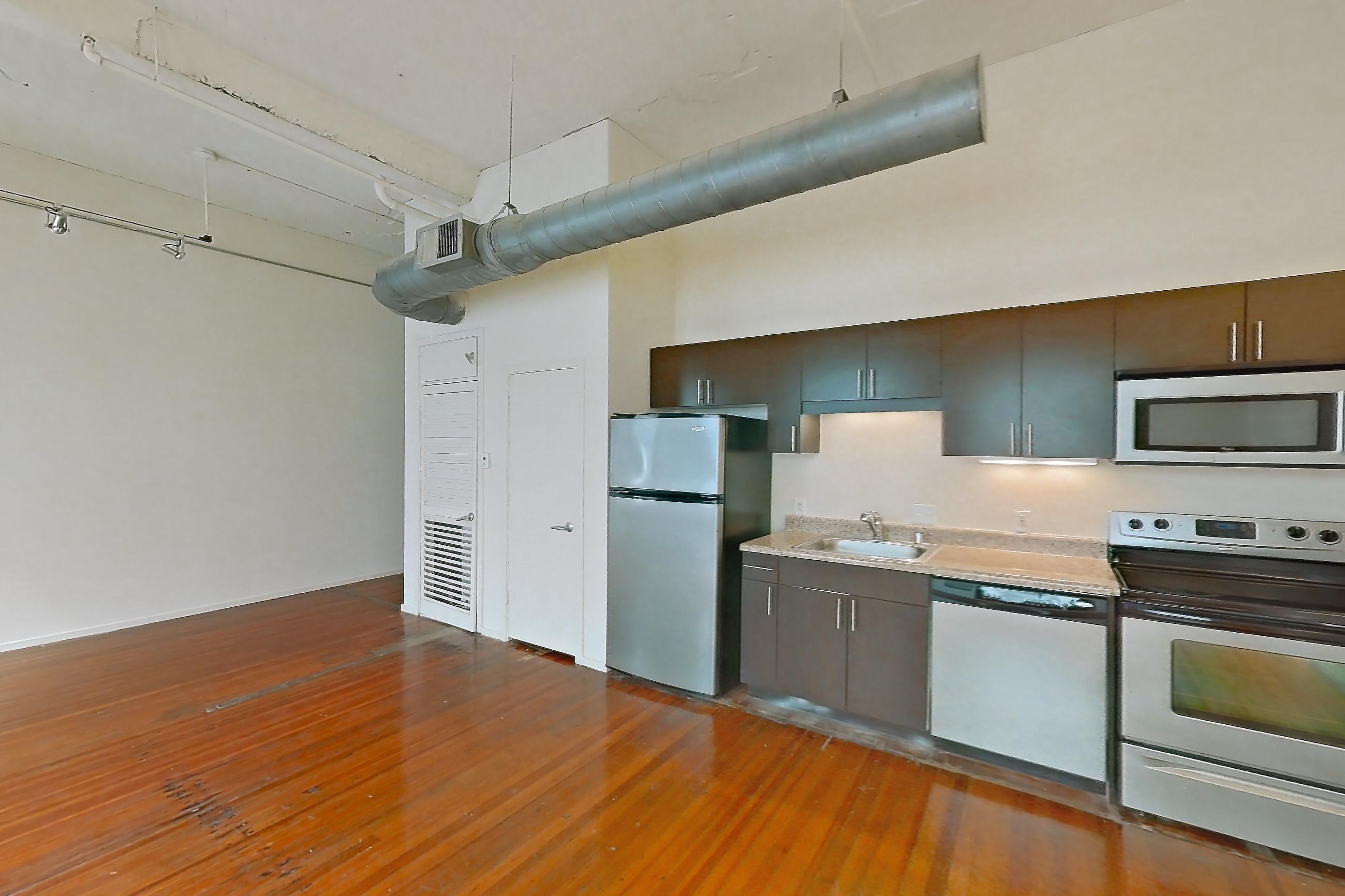 DINING ROOM (representative of this floor plan)