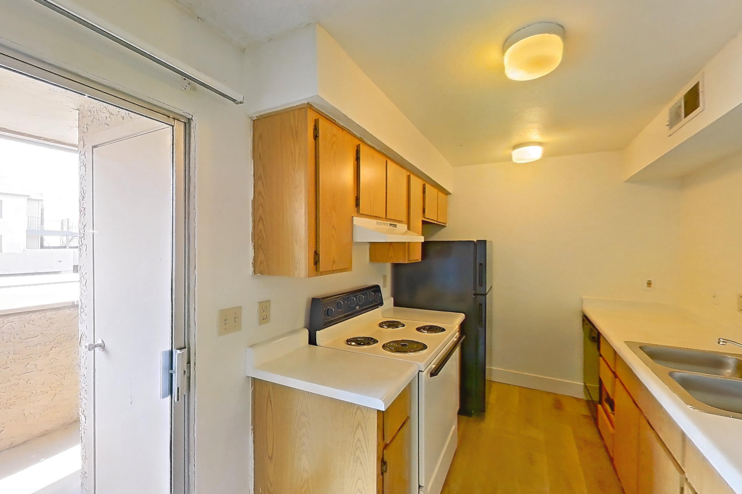 DINING ROOM (representative of this floor plan)