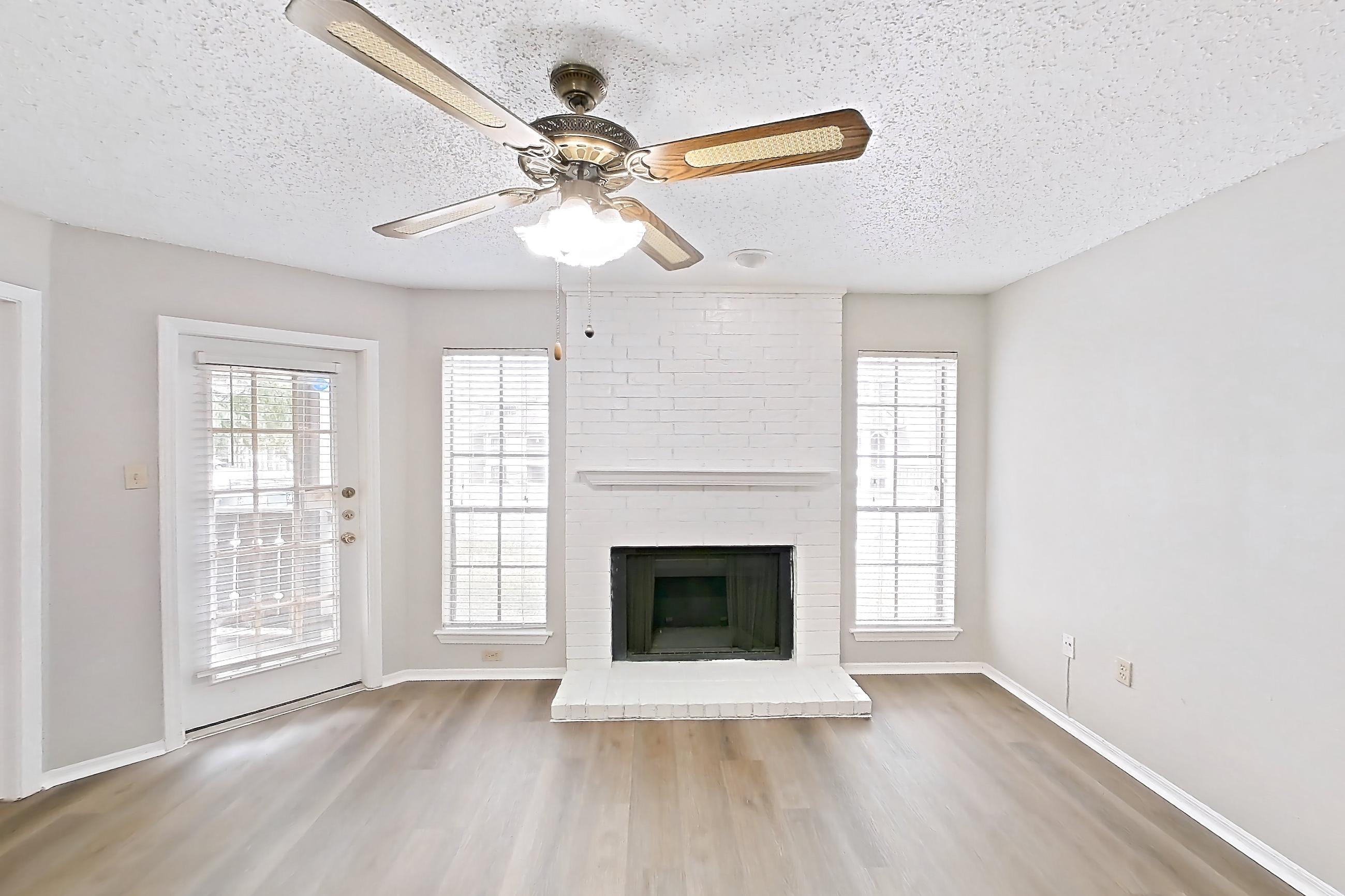 LIVING ROOM (representative of this floor plan)