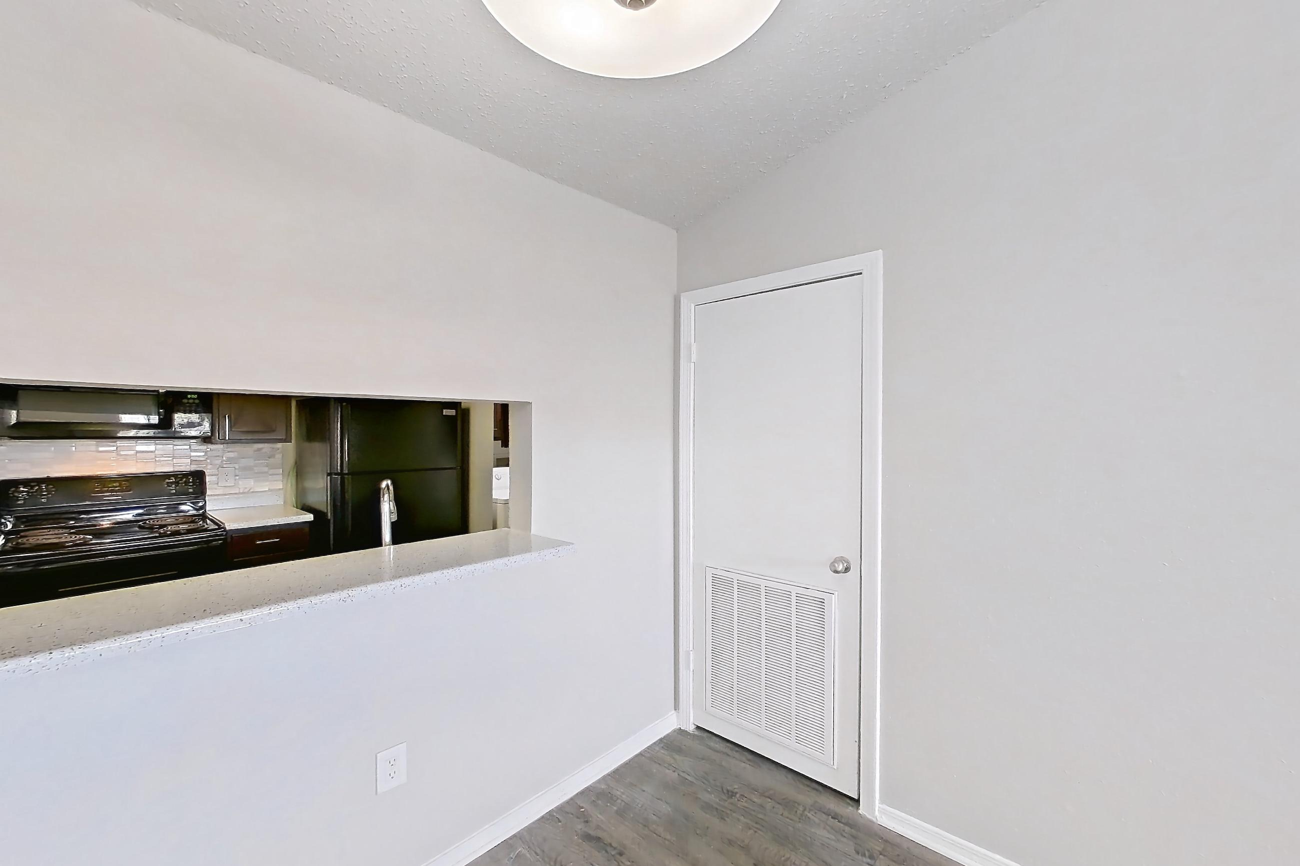 DINING ROOM (representative of this floor plan)