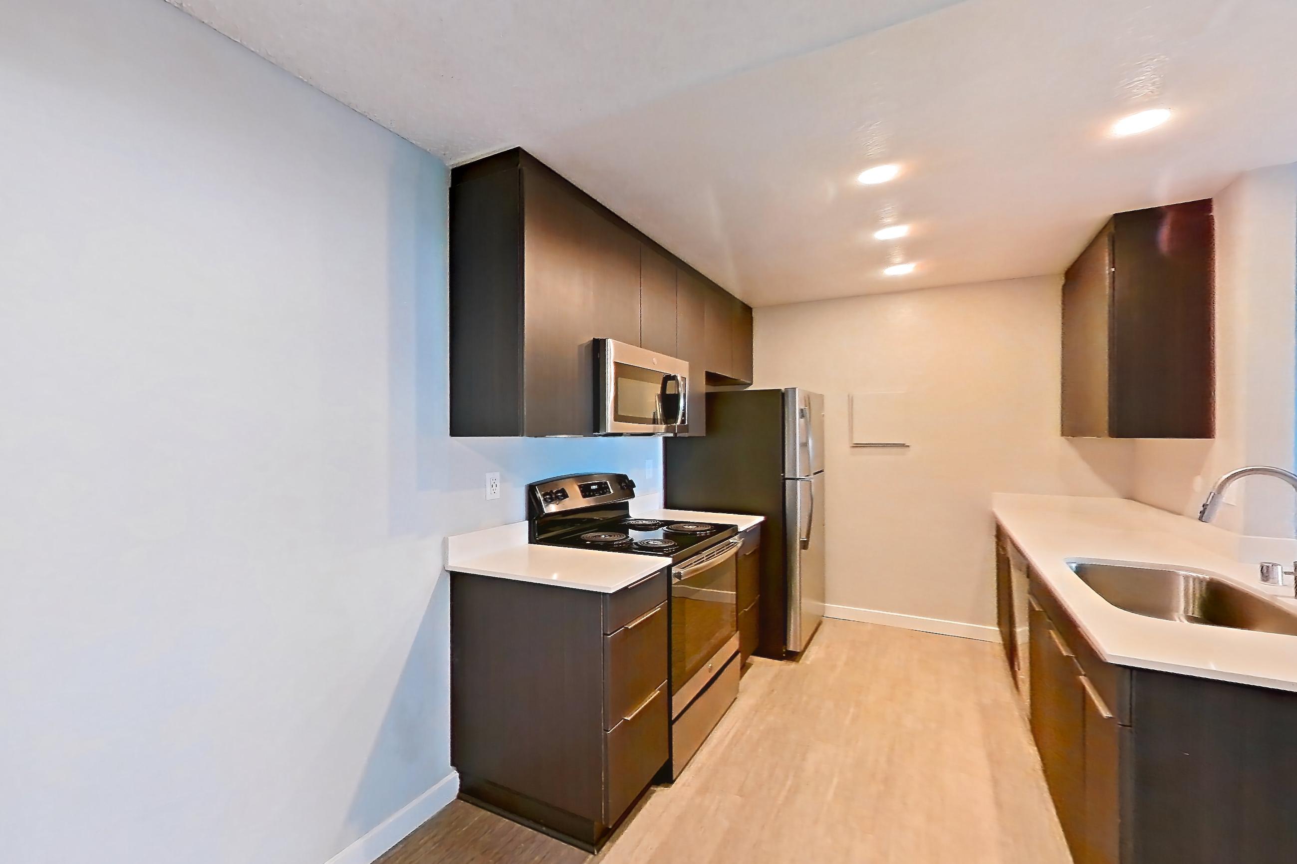 DINING ROOM (representative of this floor plan)