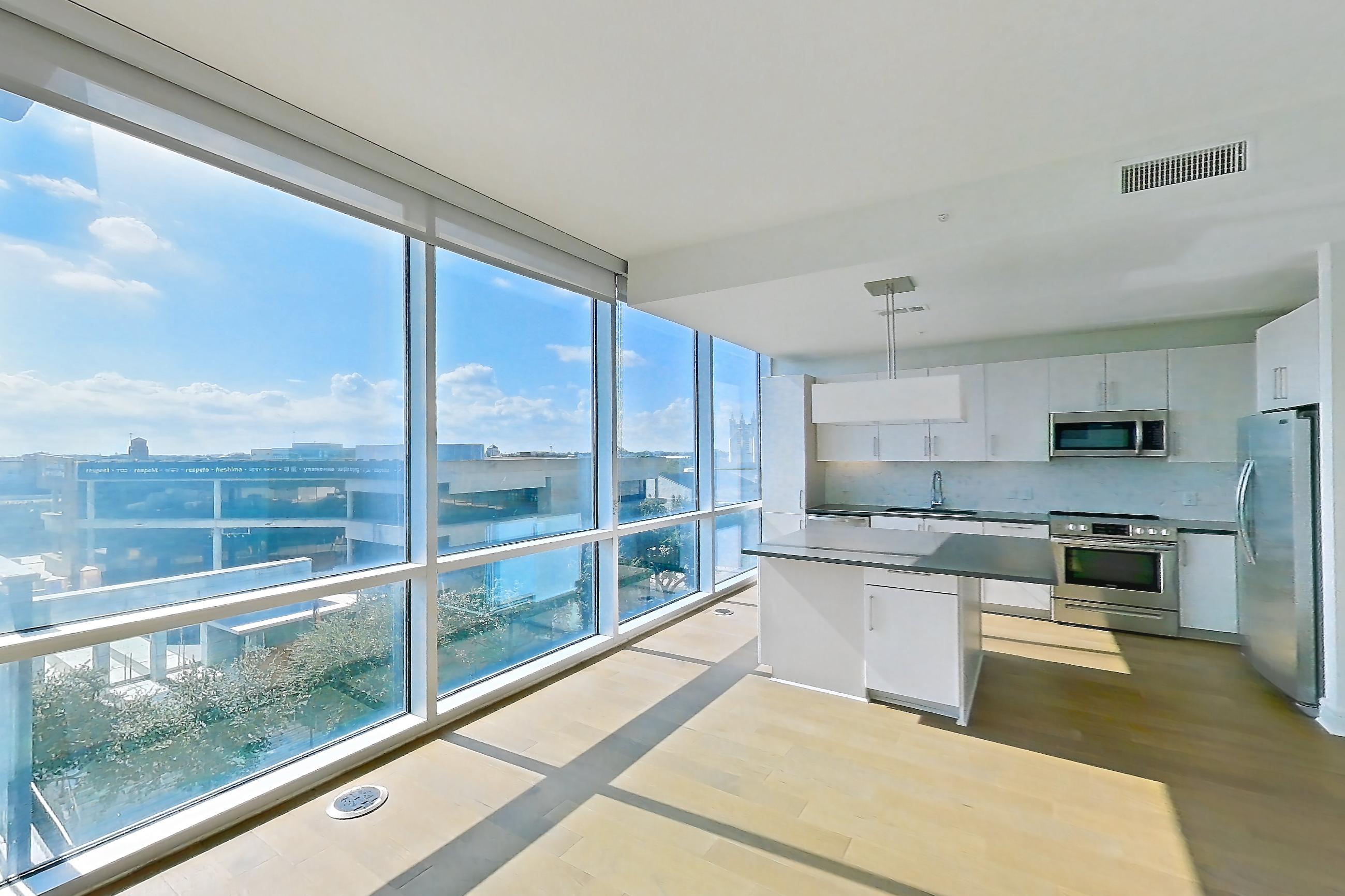LIVING ROOM (representative of this floor plan)