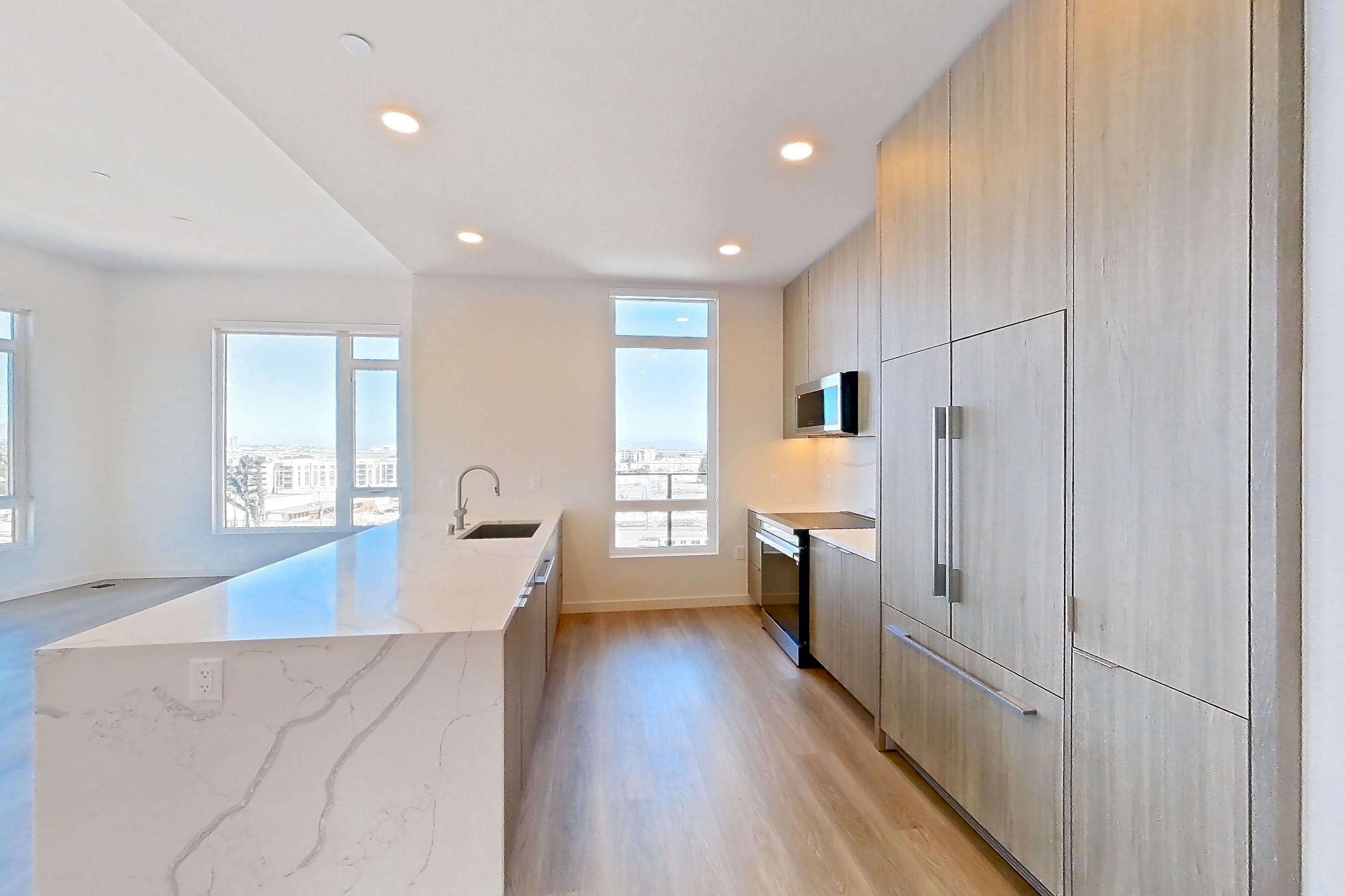 KITCHEN ENTRY