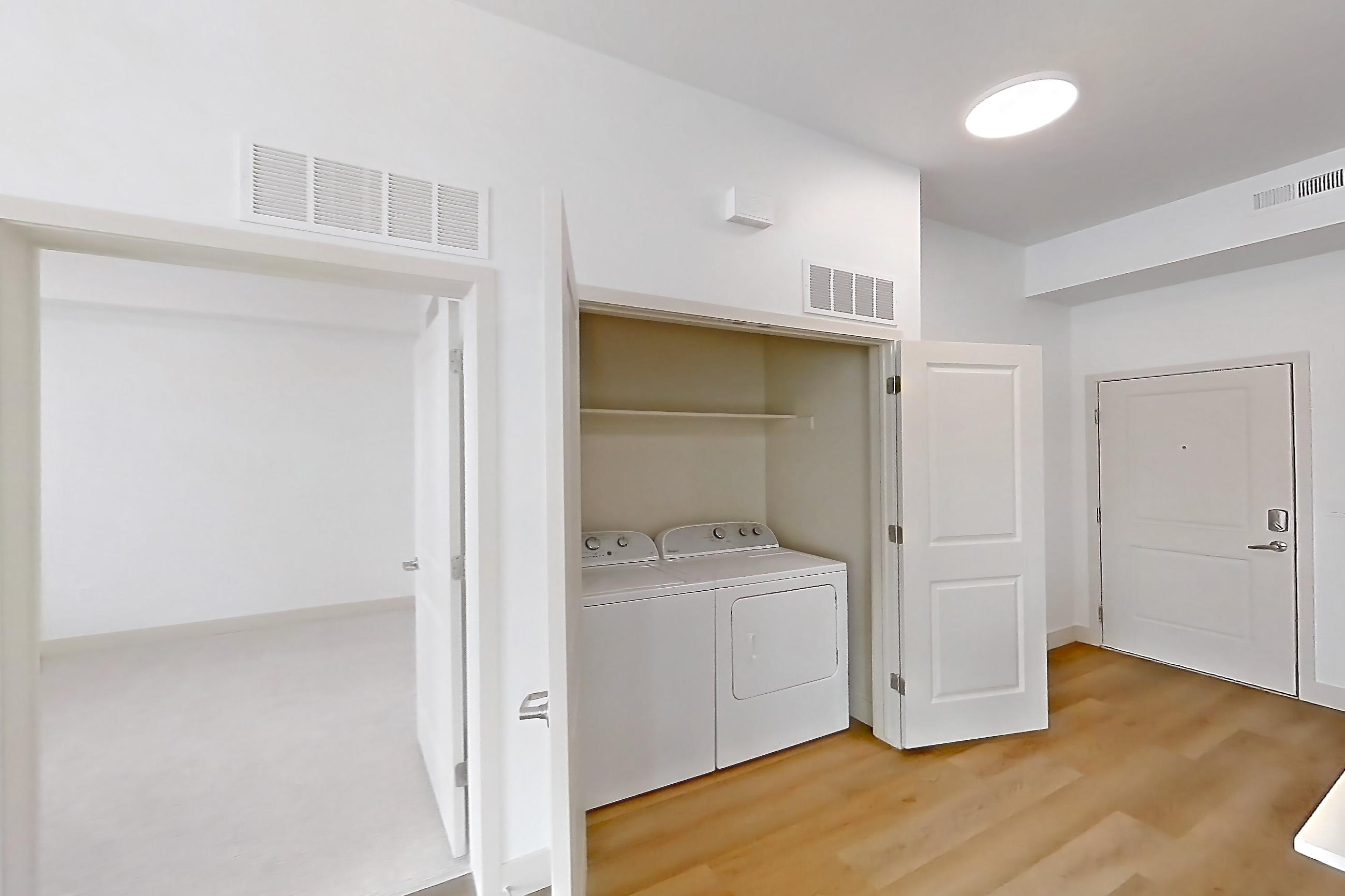 DINING ROOM (representative of this floor plan)