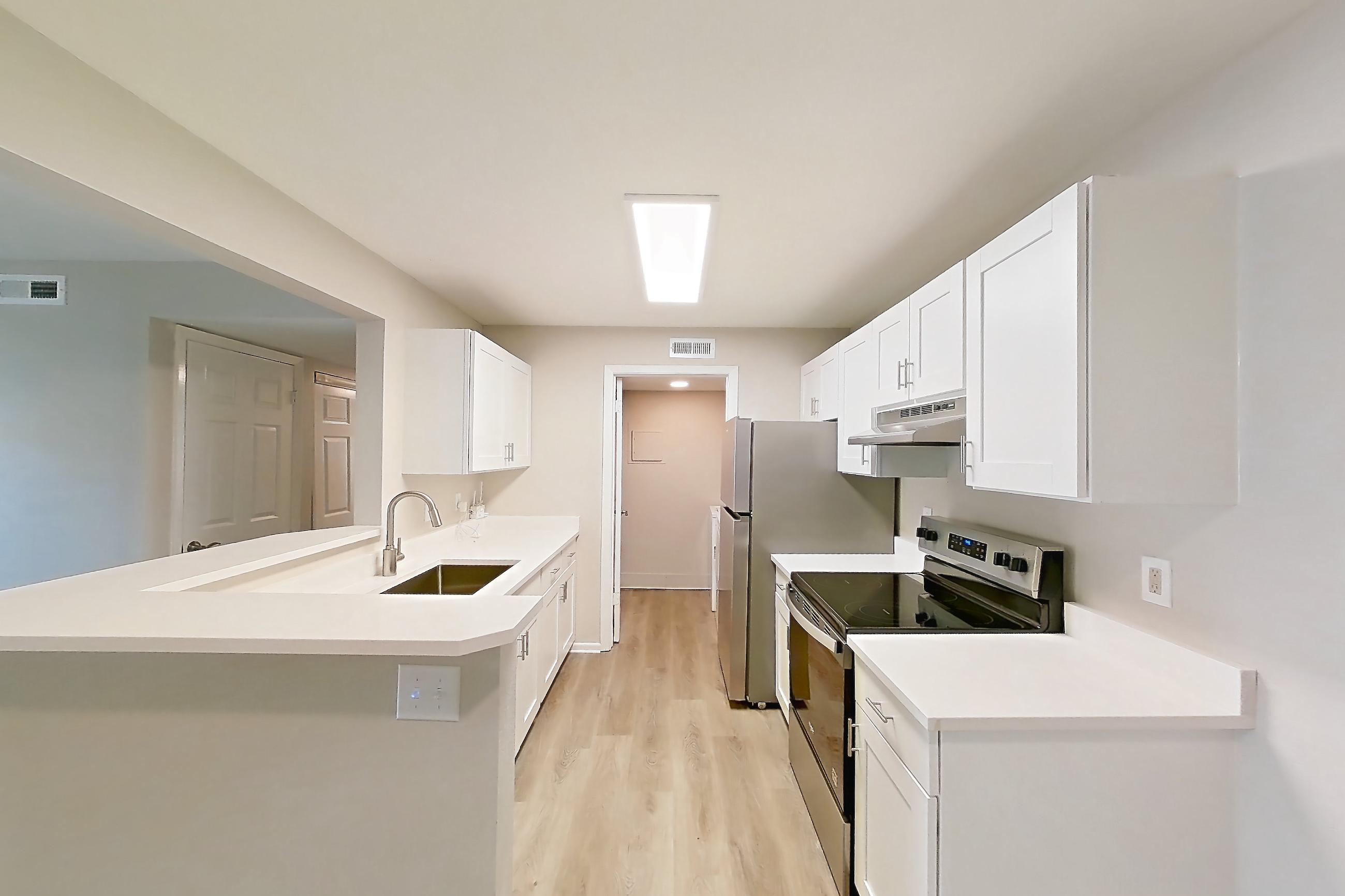 DINING ROOM (representative of this floor plan)