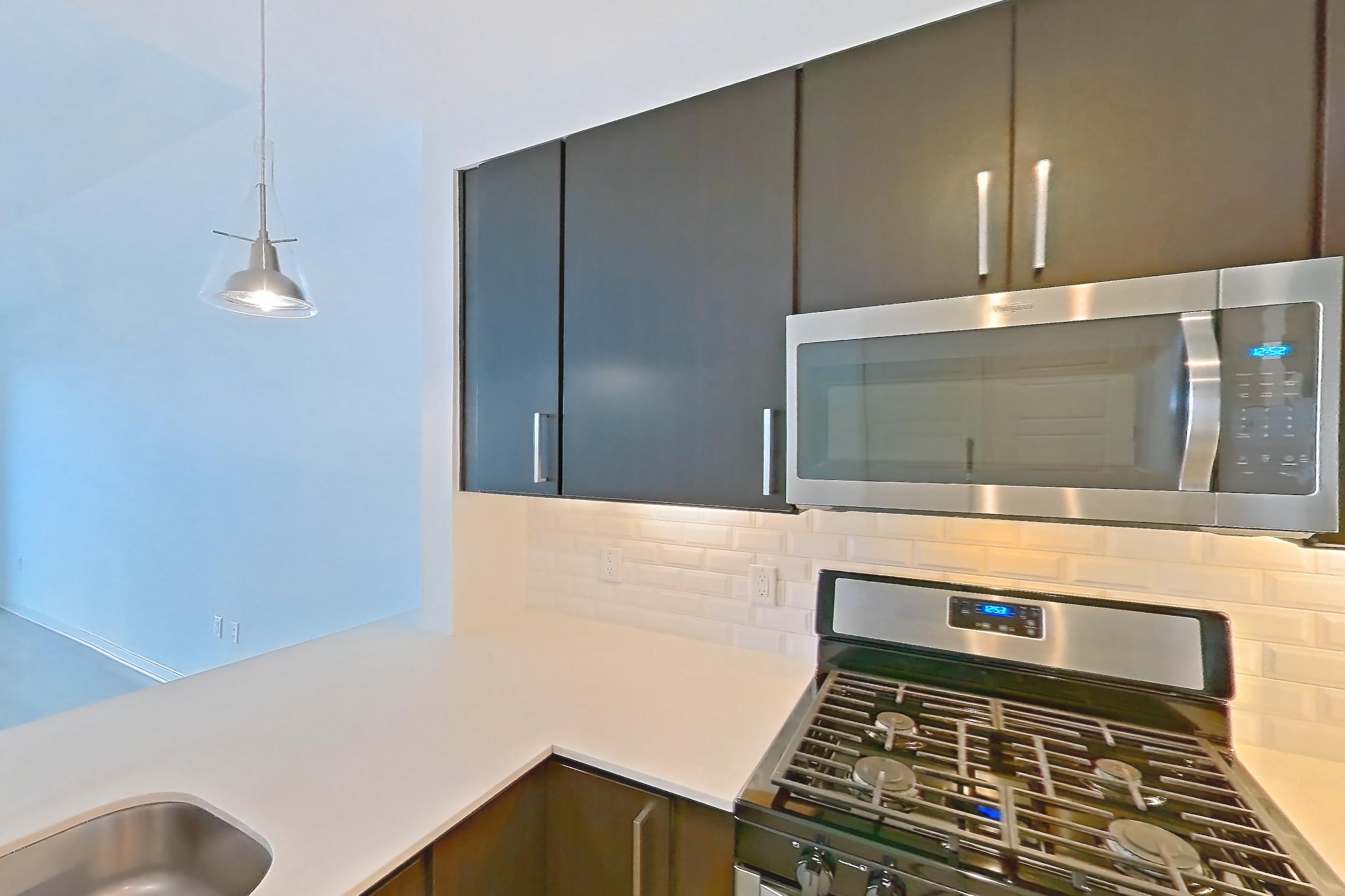 Kitchen in Apartment 1830 at Vantage Med Center, A4 floor plan