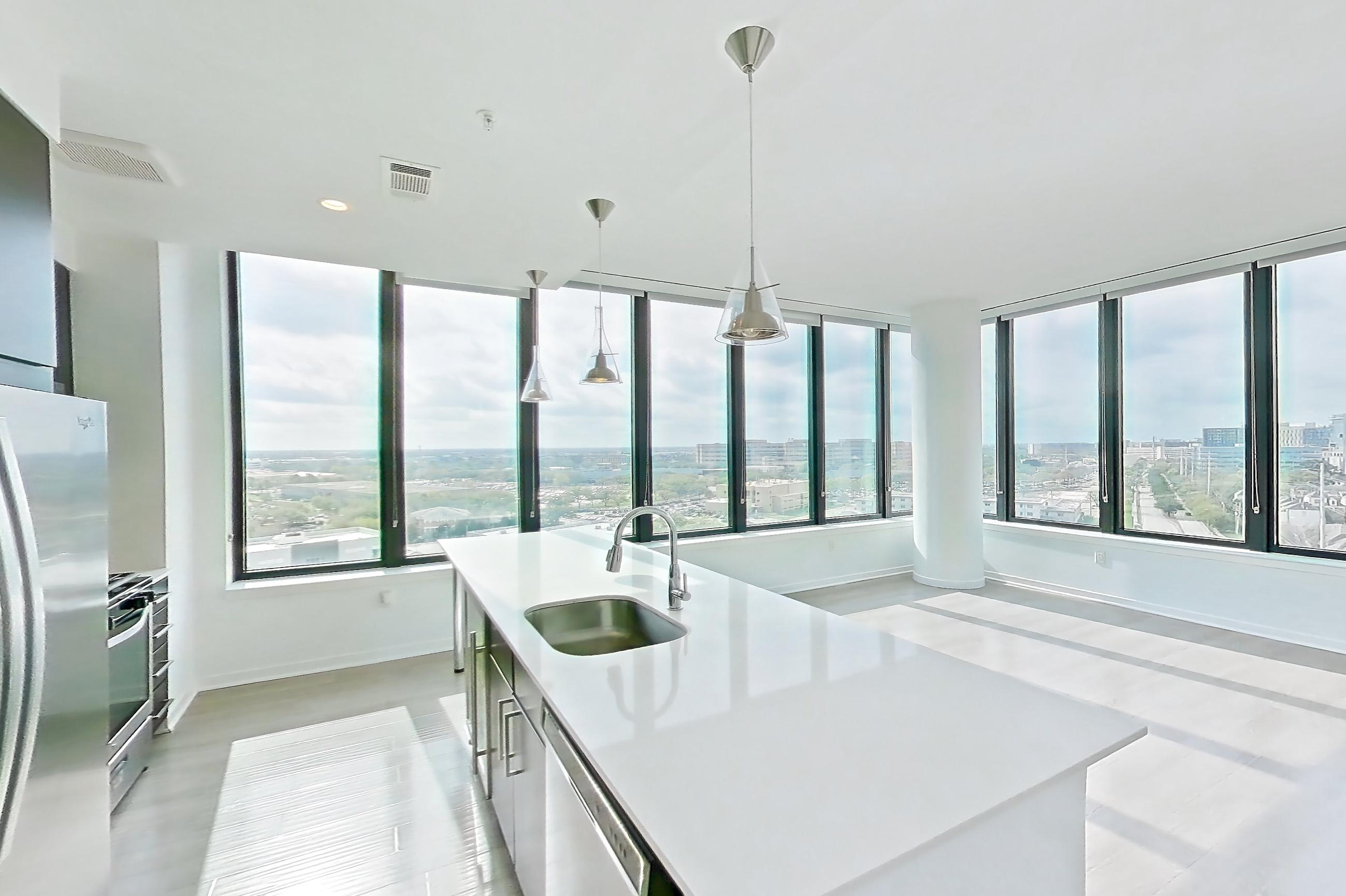 KITCHEN SPACE
